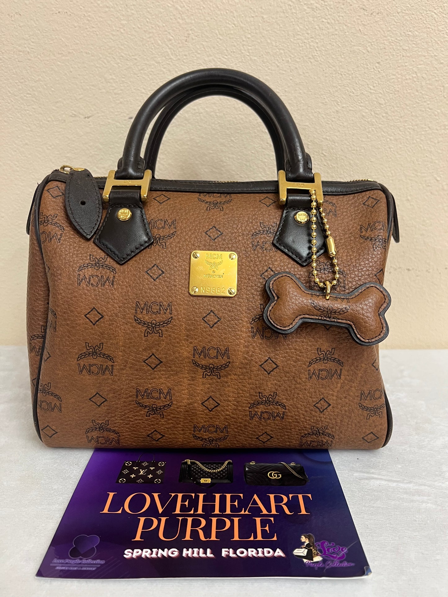 MCM BOSTON CHOCO 25 w/ BONE