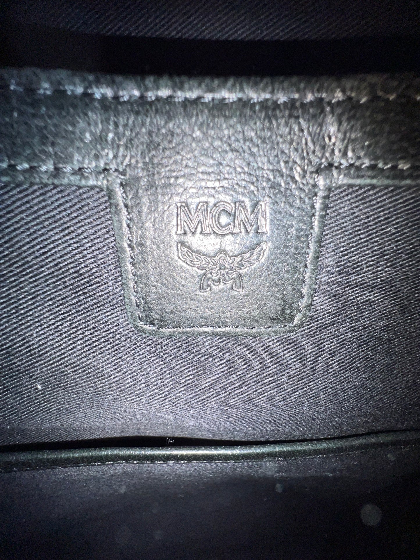 MCM BAGPACK MAROON METALLIC LEATHER