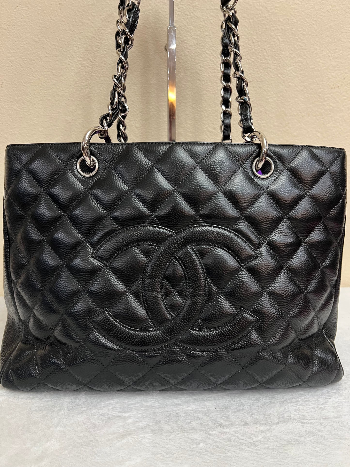 GST CAVIAR BLACK SHW