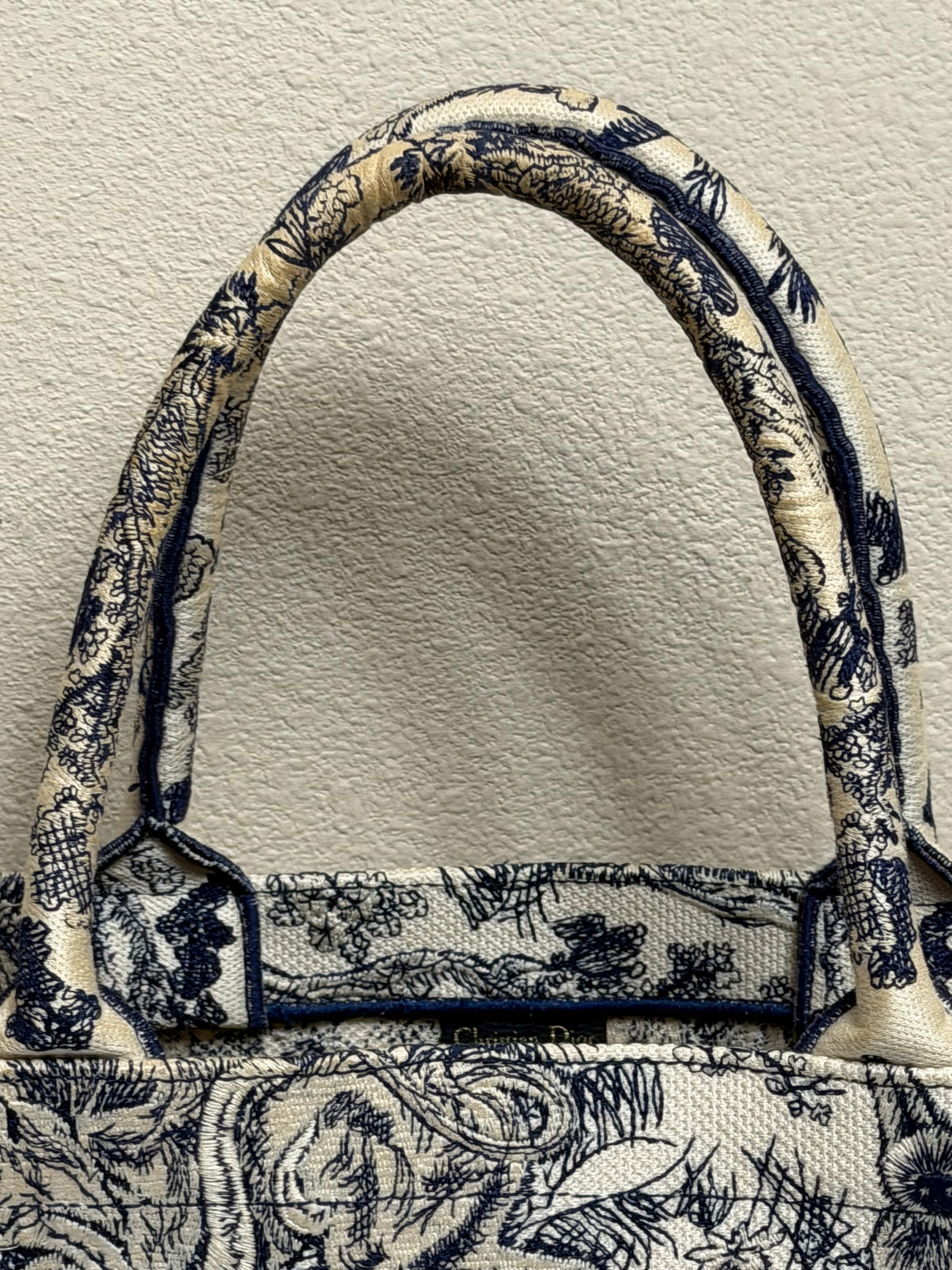 BOOKED TOTE