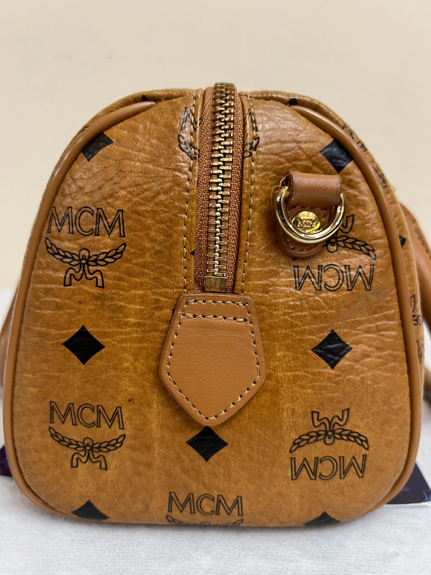 MCM COGNAC BOSTON 20 w/ STRAP