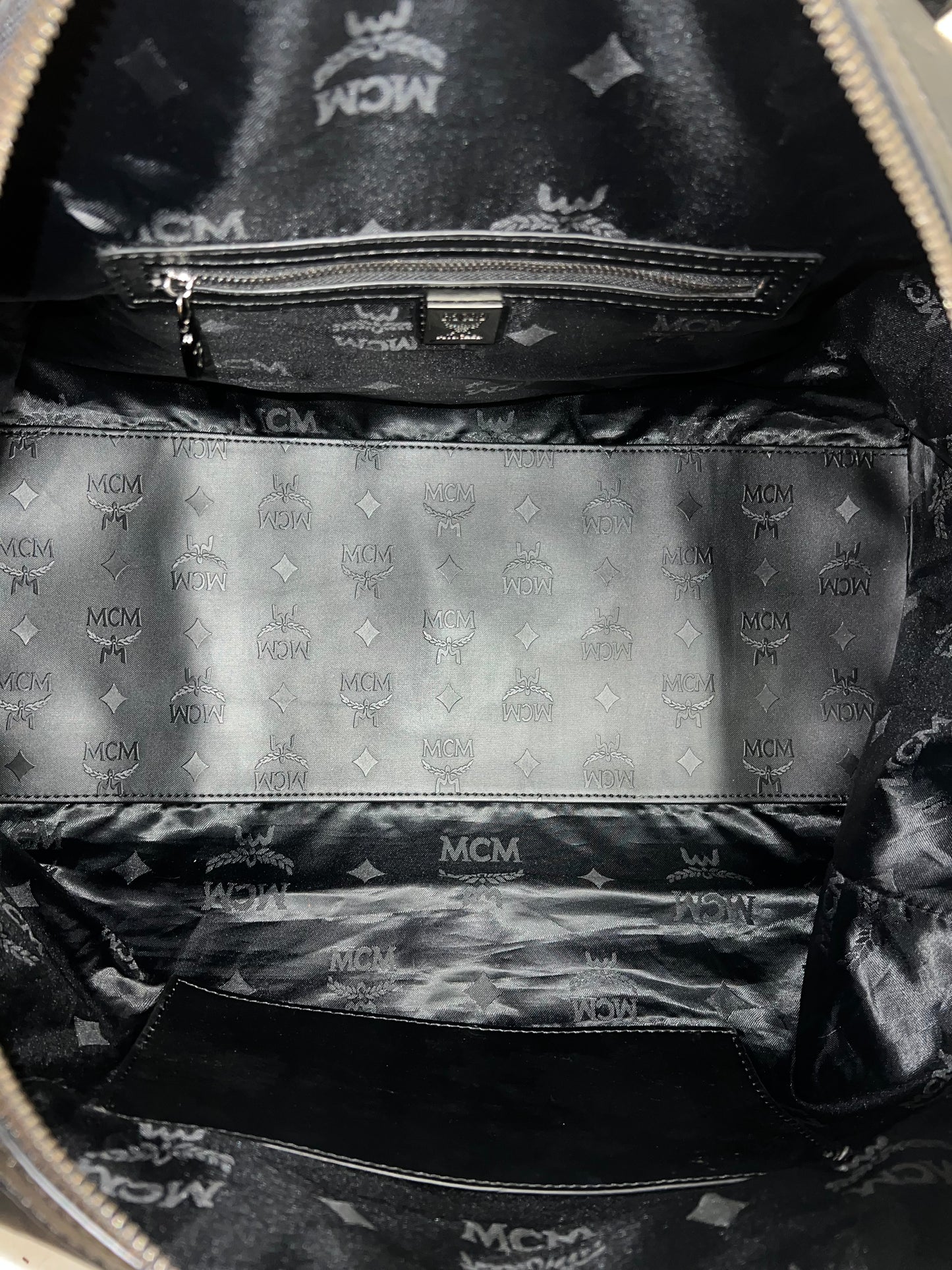 DUFFLE 45 BLACK ON BLACK