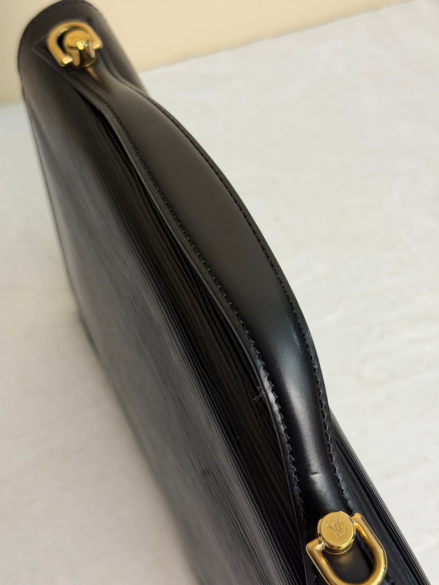 MONCEAU NOIR EPI BLACK