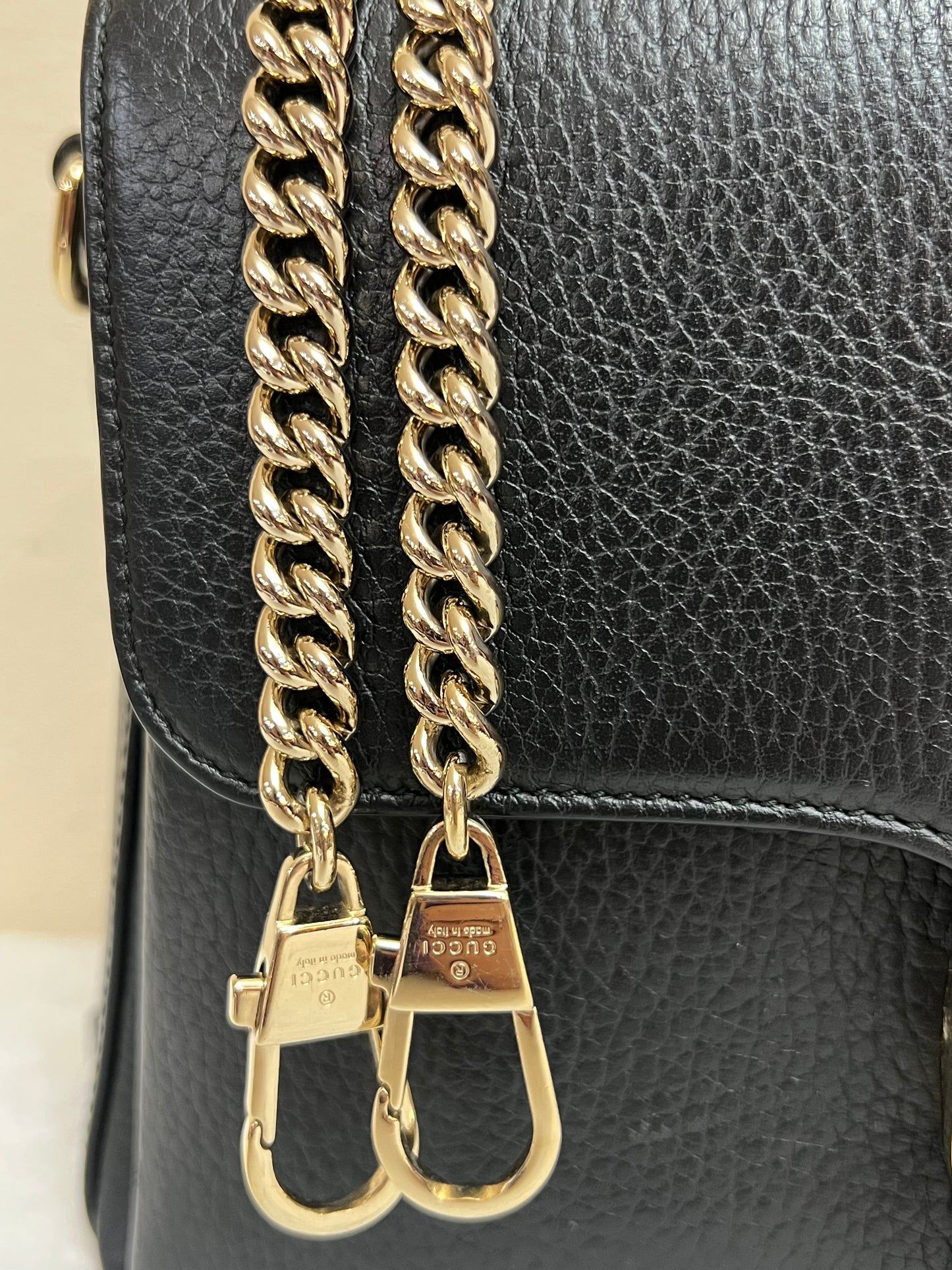 INTERLOCKING TOP HANDLE BLACK