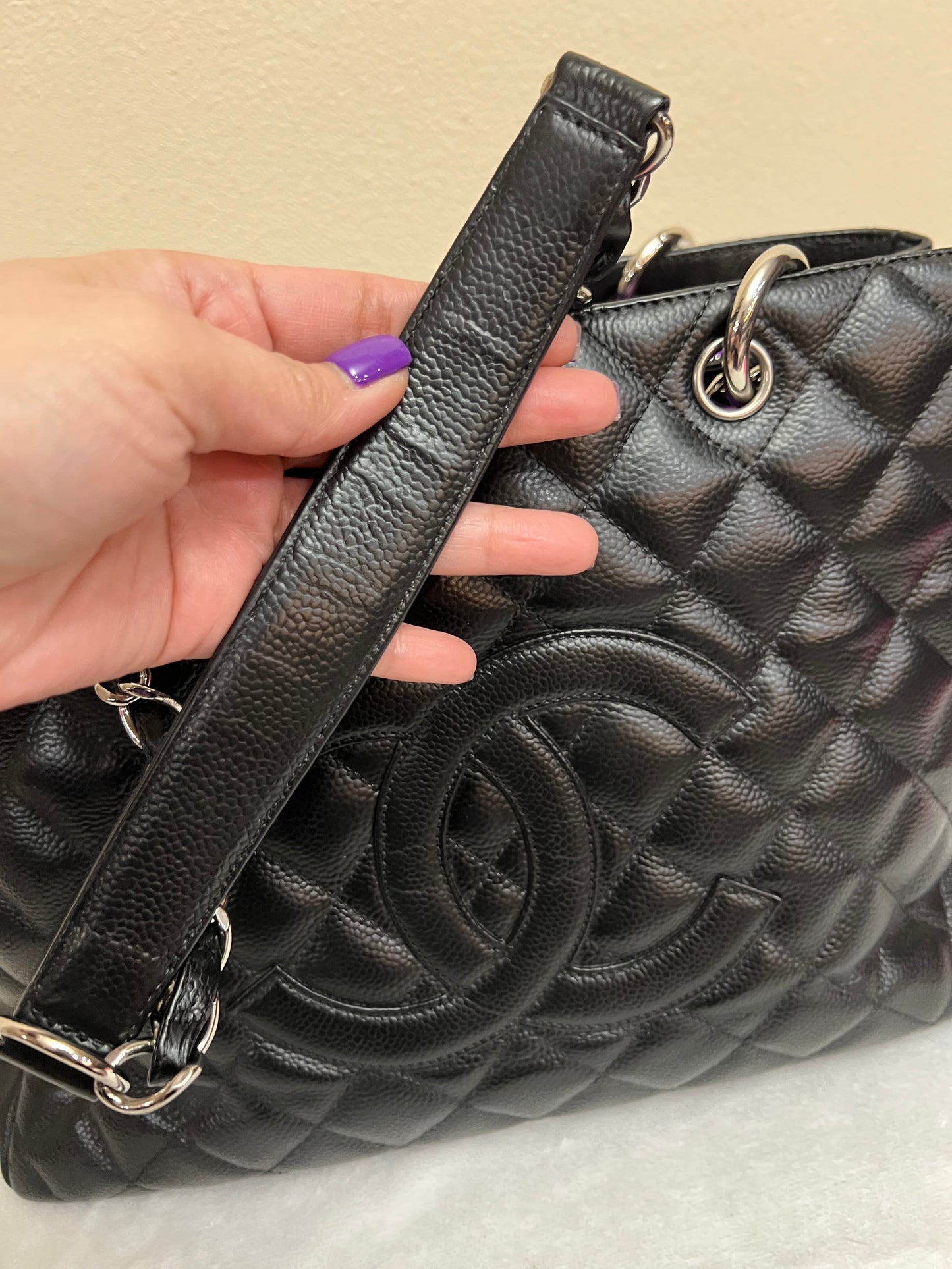 GST CAVIAR BLACK SHW