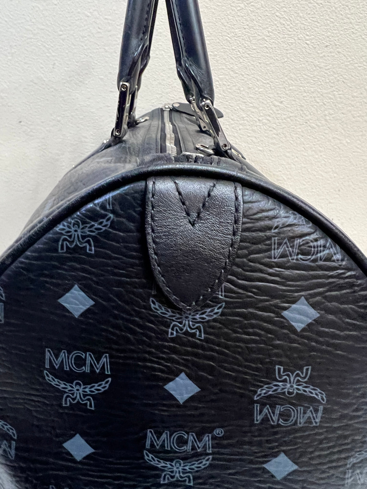 MCM DUFFLE 40 BLACK