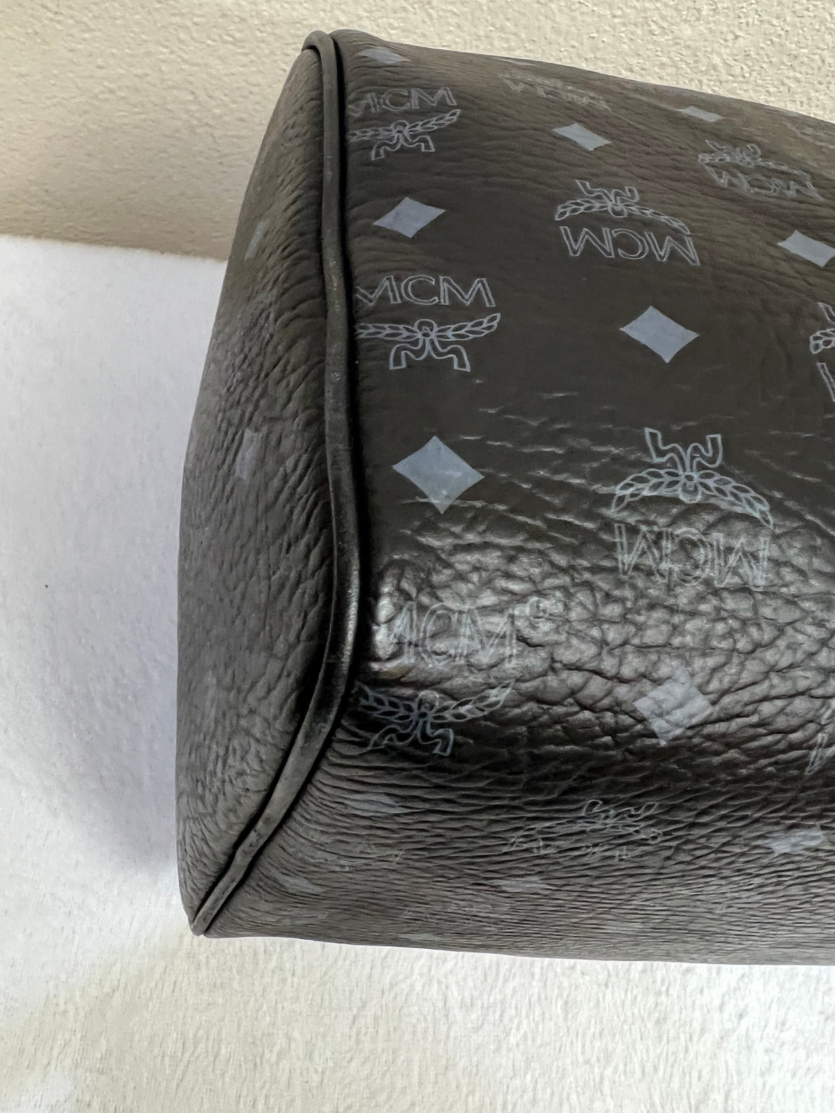 MCM DUFFLE 40 BLACK