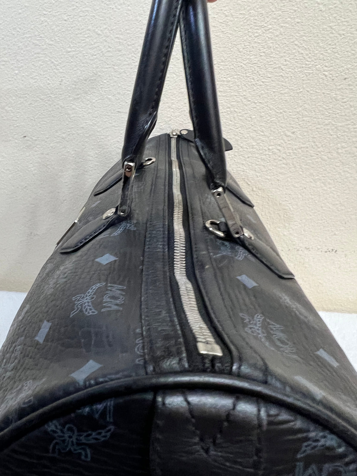 MCM DUFFLE 40 BLACK