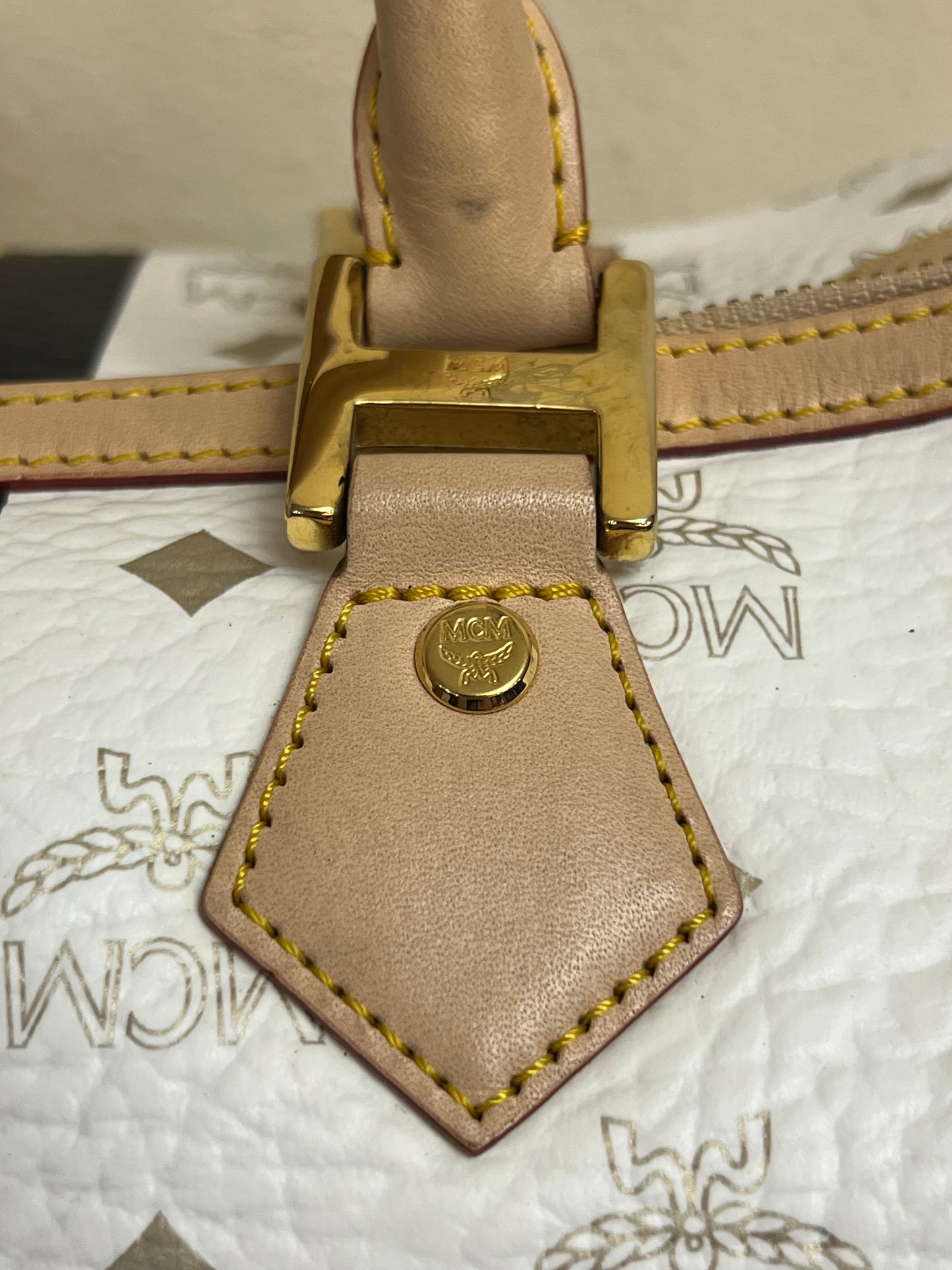 MCM BOSTON WHITE 30