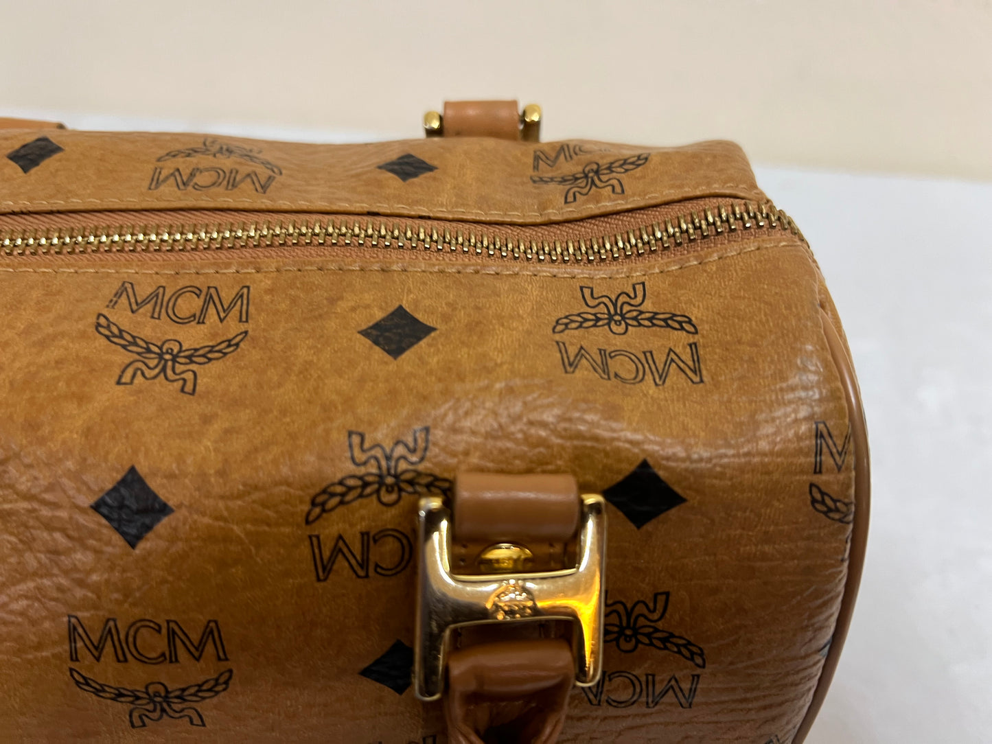 MCM COGNAC BOSTON 20 w/ STRAP