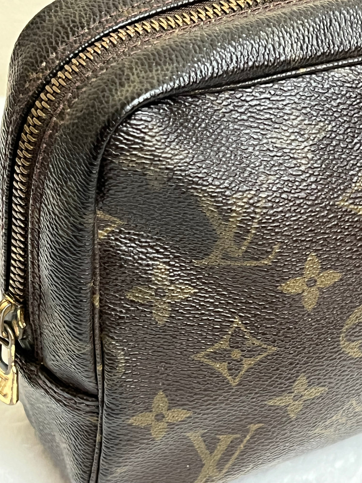 TROUSSE 23 MONO