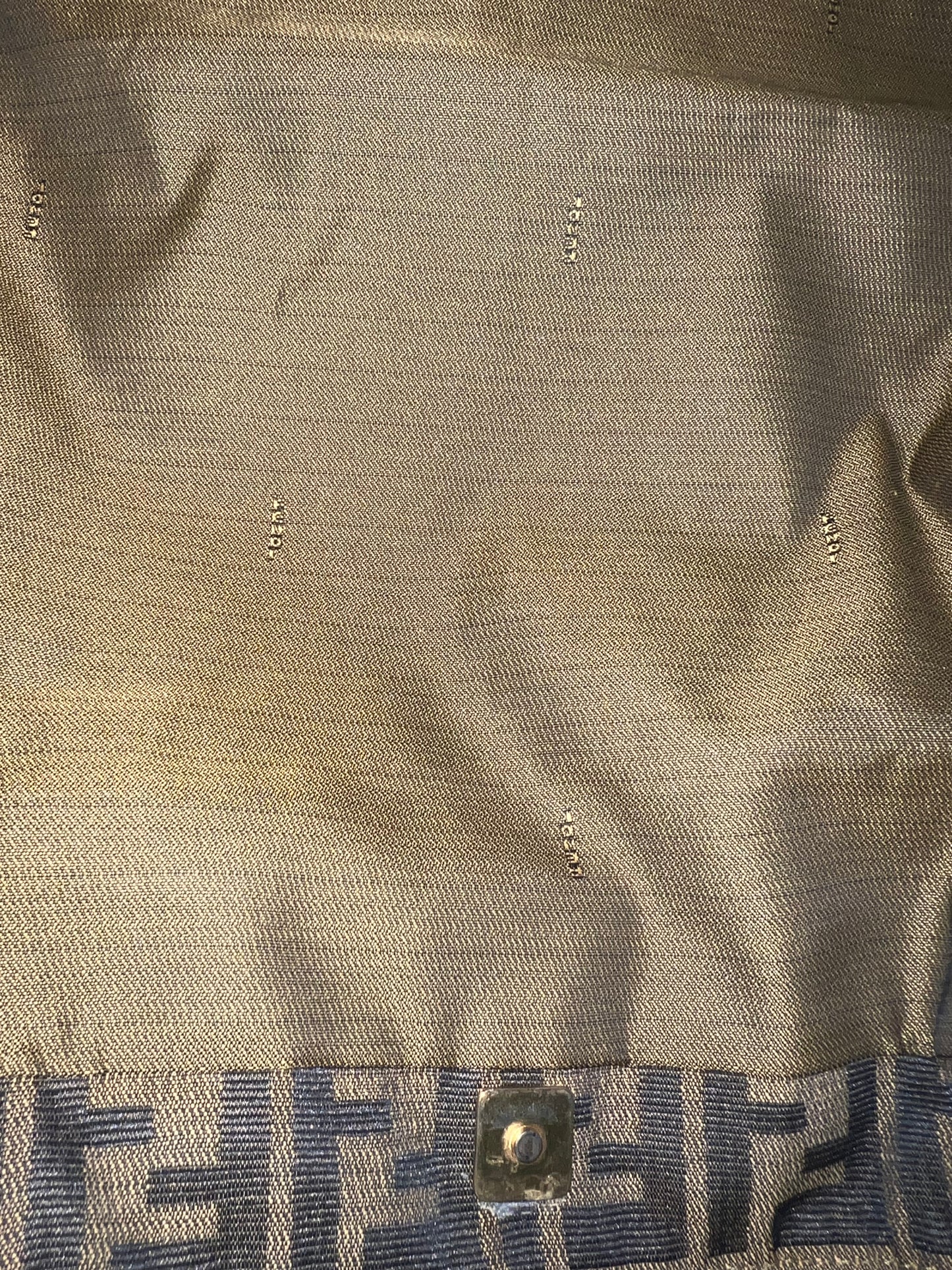 F_E_N_D_I TOTE