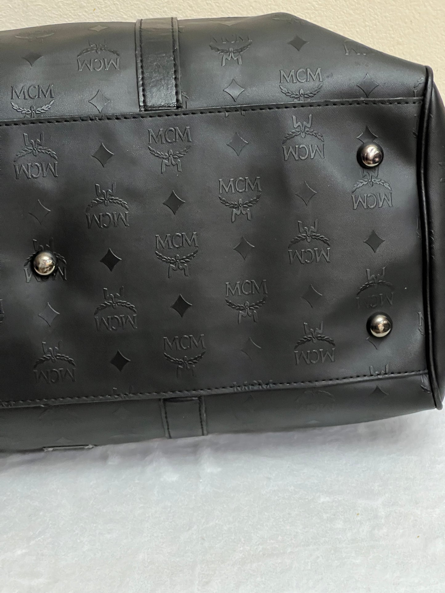 DUFFLE 45 BLACK ON BLACK