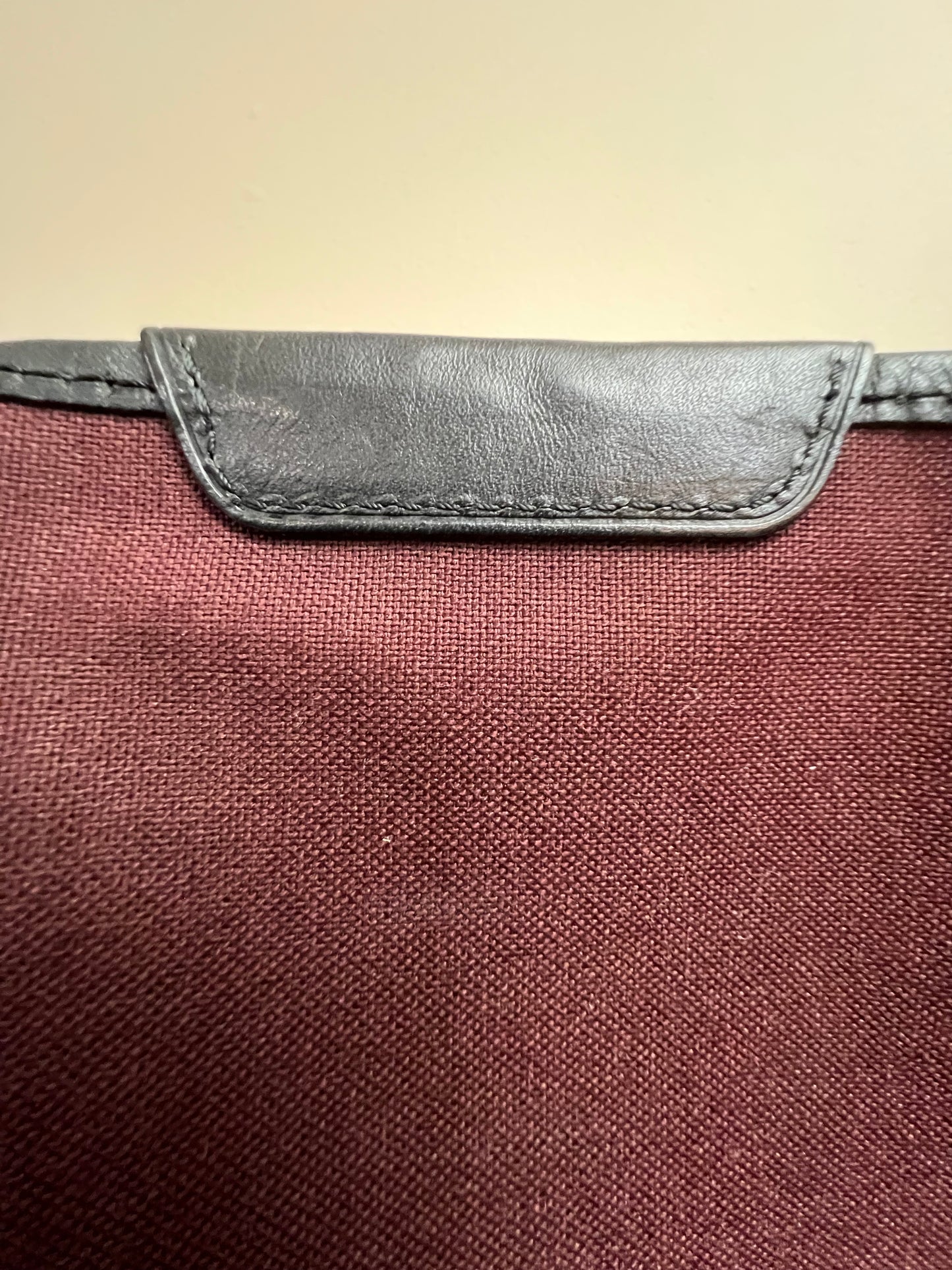MACASAR CROSSBODY