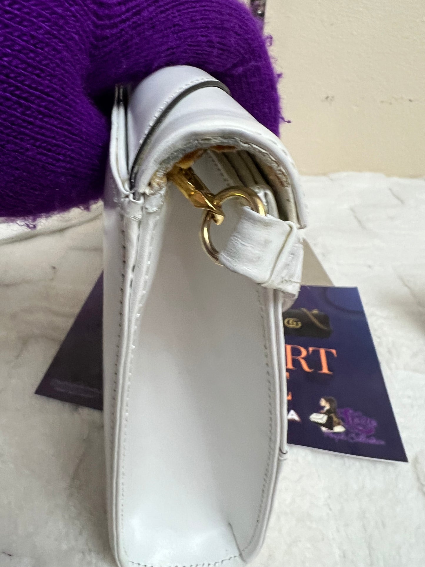 GIVE_NCHY SHOULDER BAG WHITE