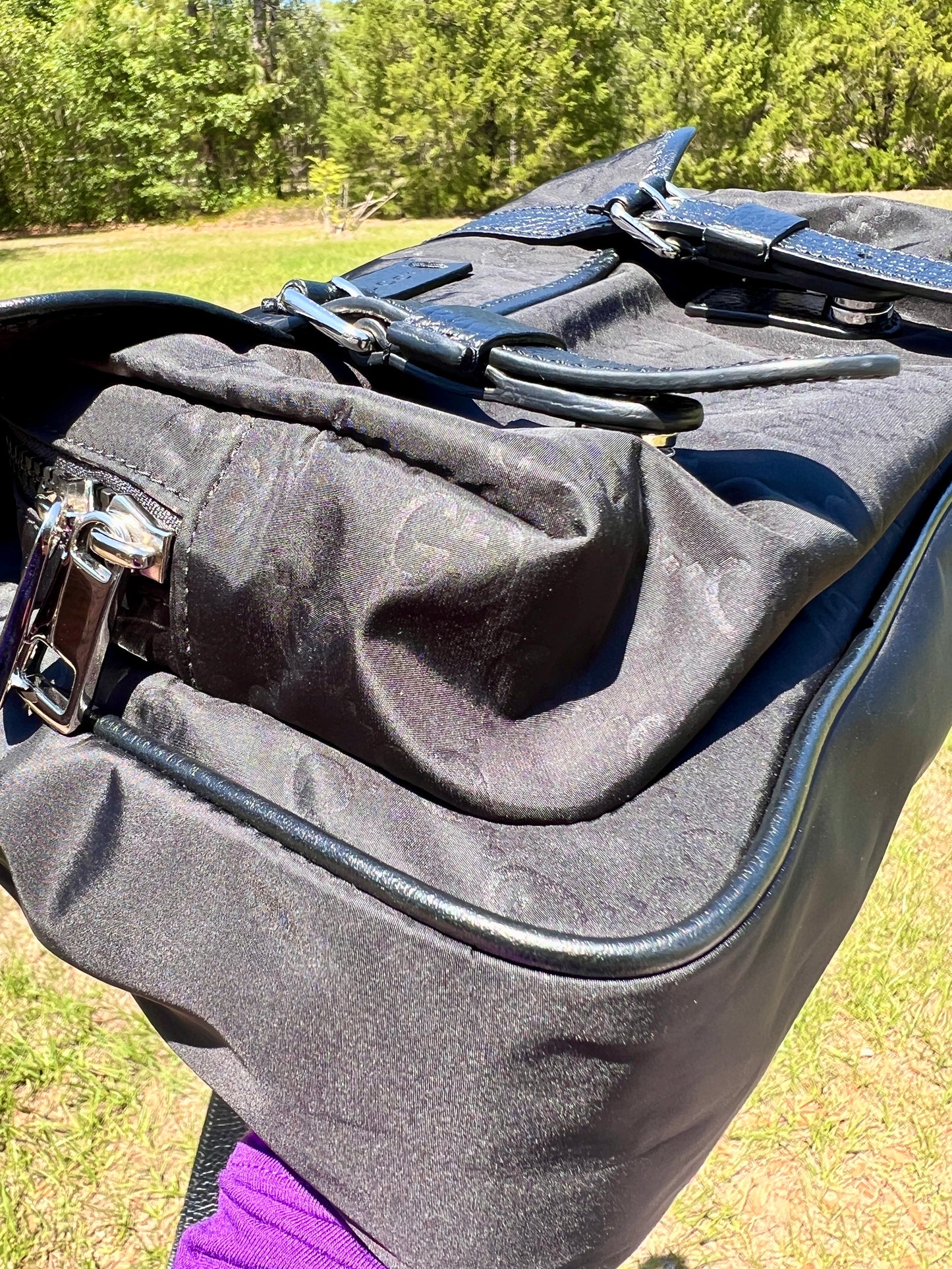 MESSENGER BAG BLACK