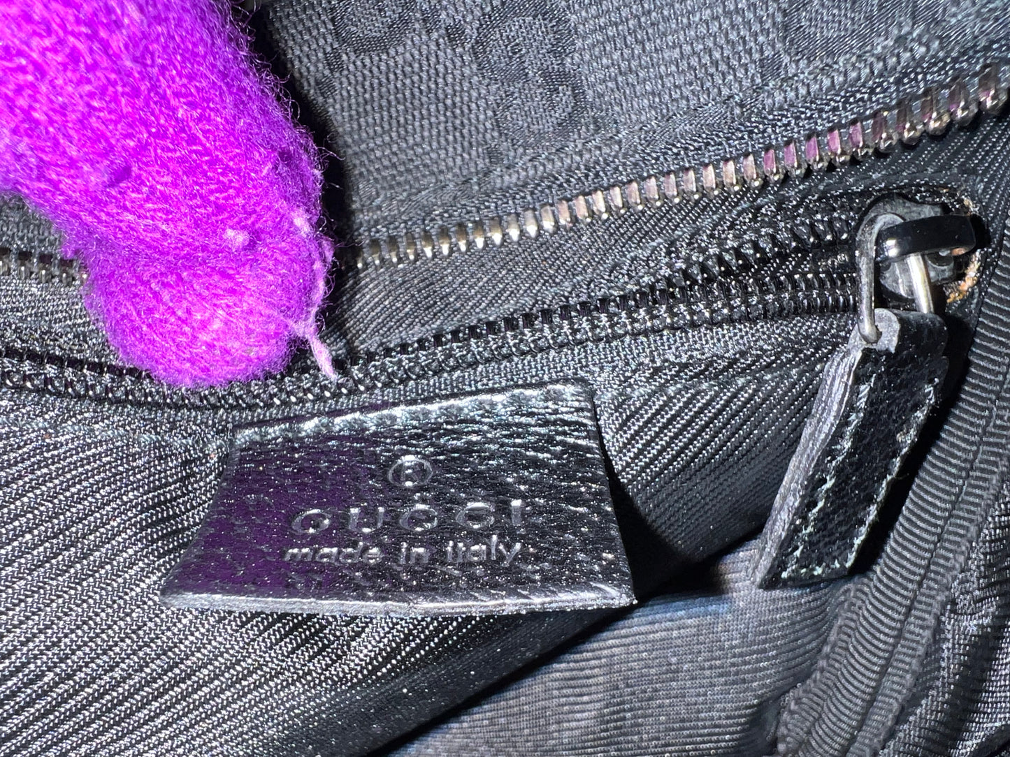 G _ G CROSSBODY BLACK