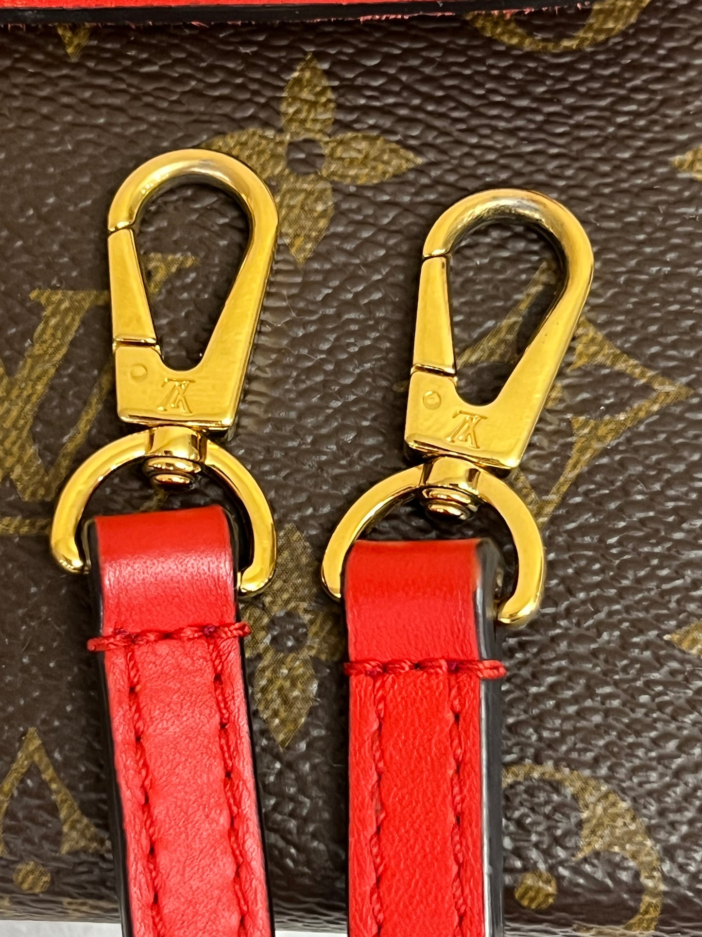 LOCKY BB RED