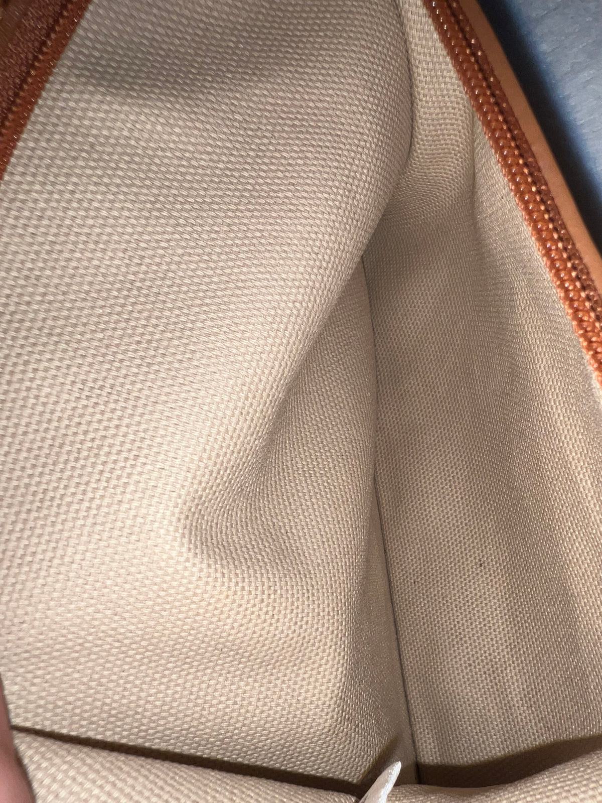 MCM DUFFLE 40 COGNAC