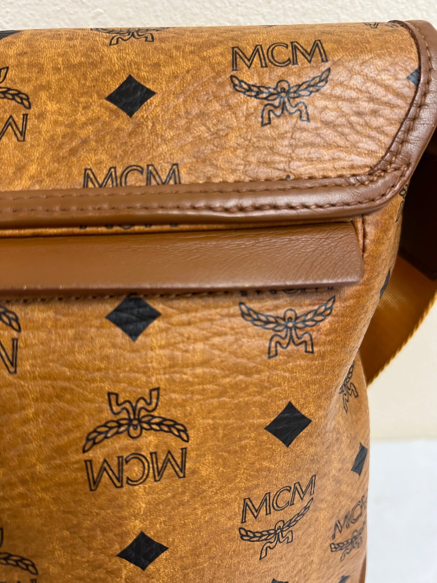 MCM COGNAC CROSSBODY
