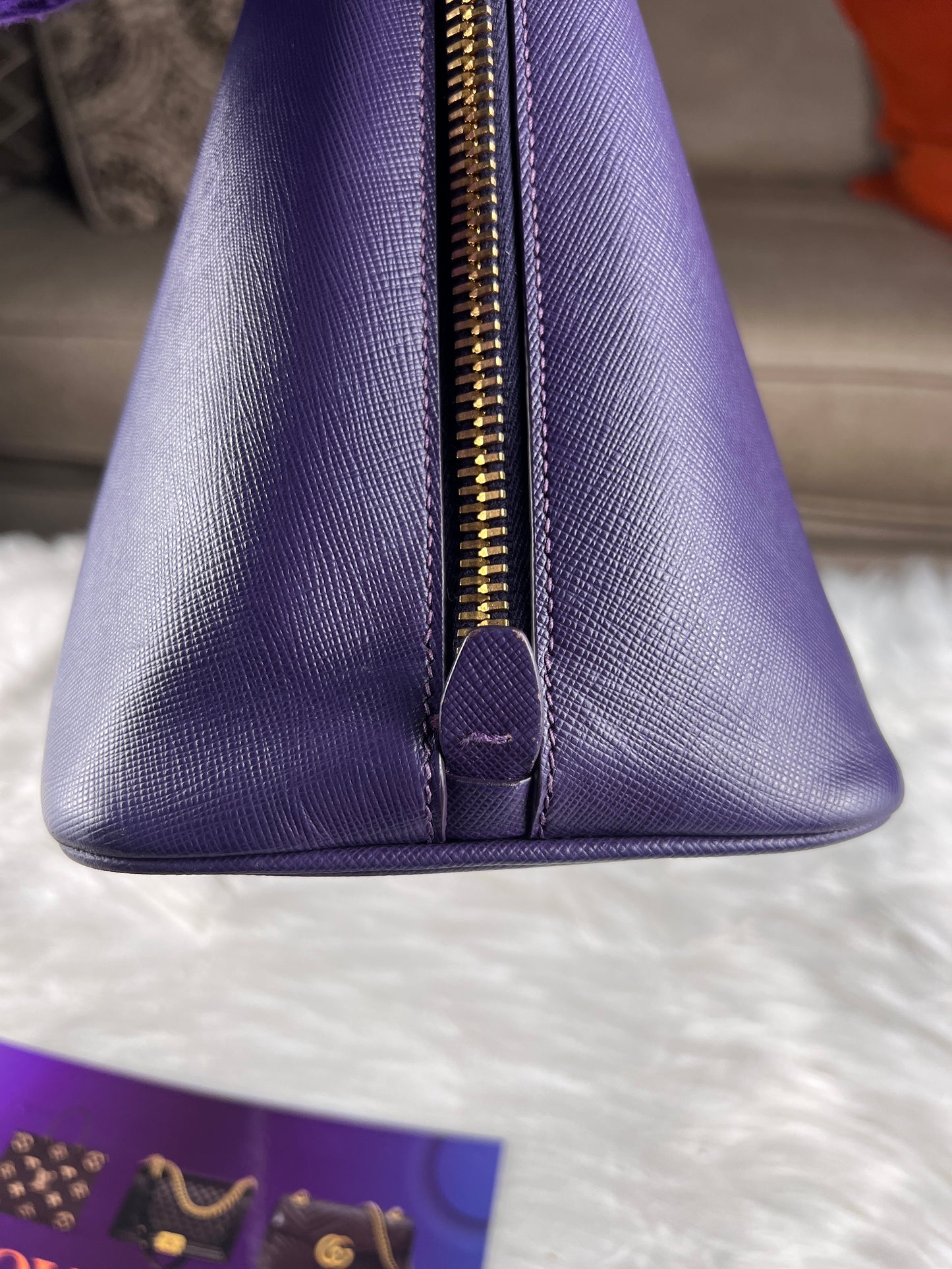 SAFFIANO PROMENADE HANDBAG