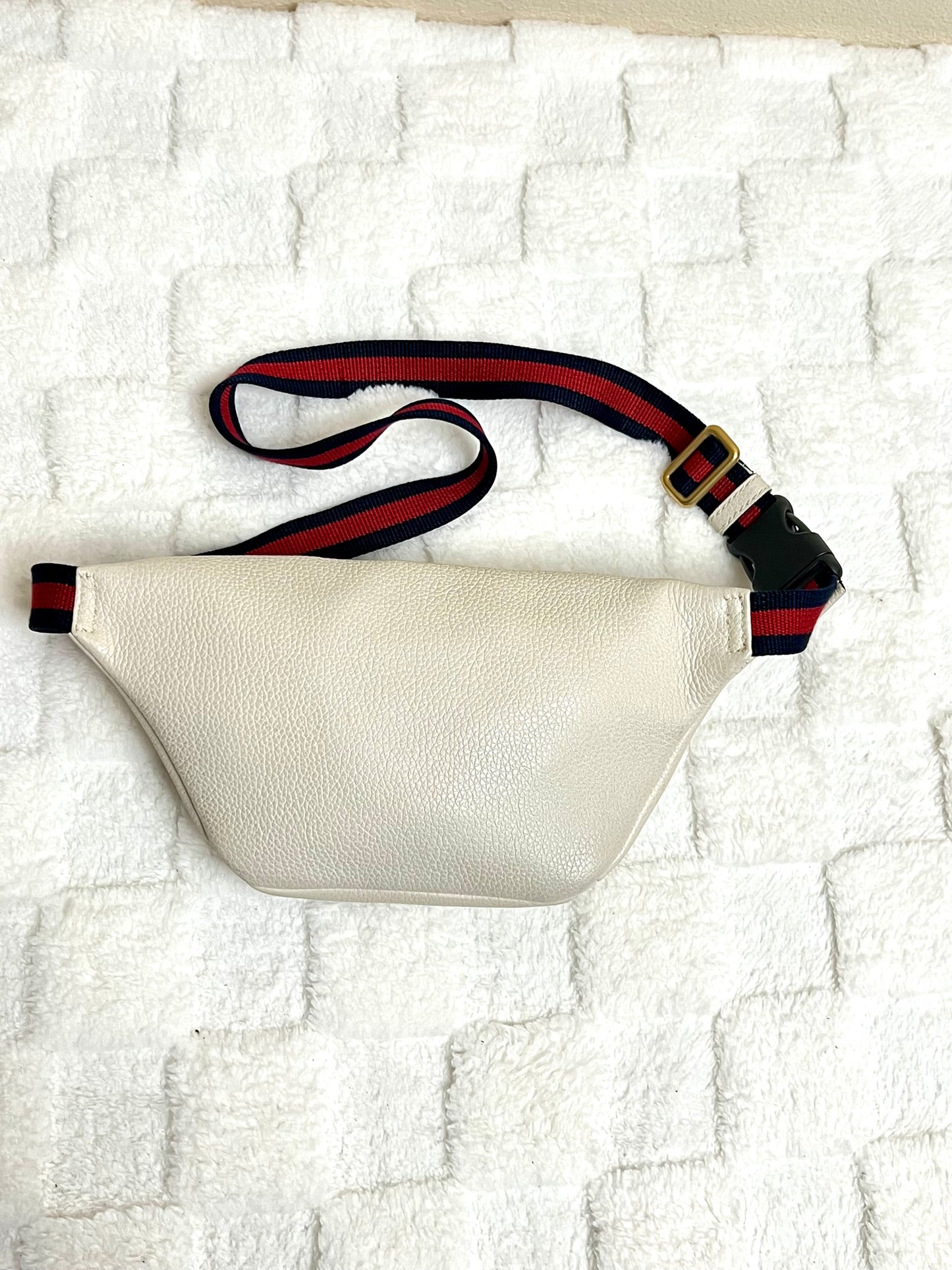 G_G BELT BAG WHITE