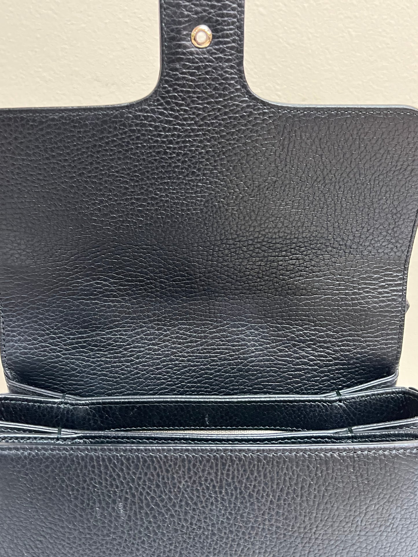 INTERLOCKING TOP HANDLE BLACK