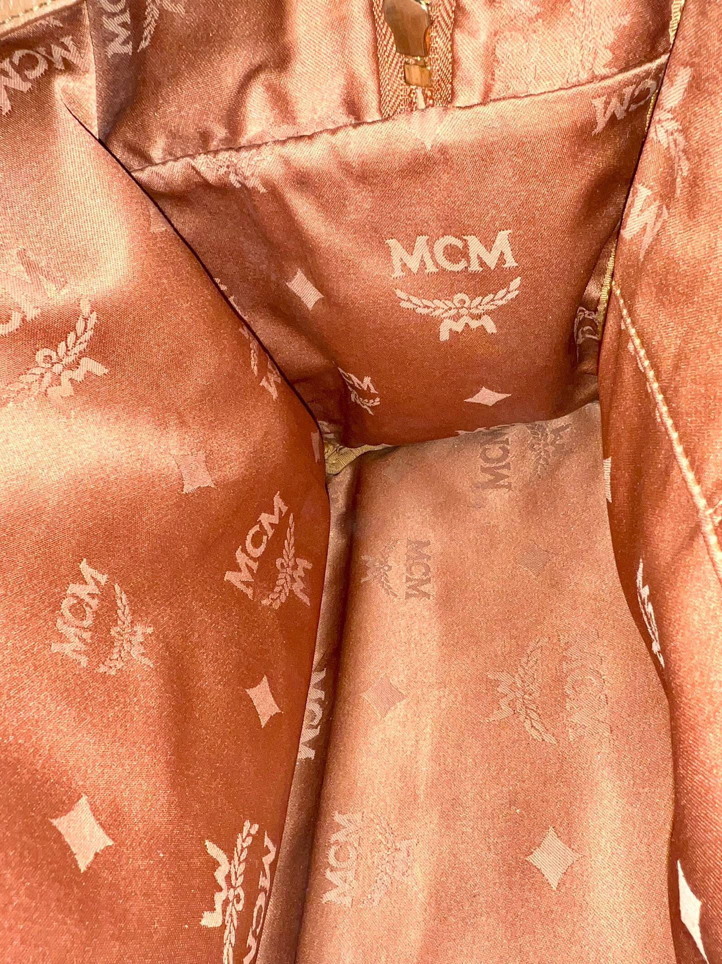 MCM BAGPACK COGNAC LIMITED EDITION