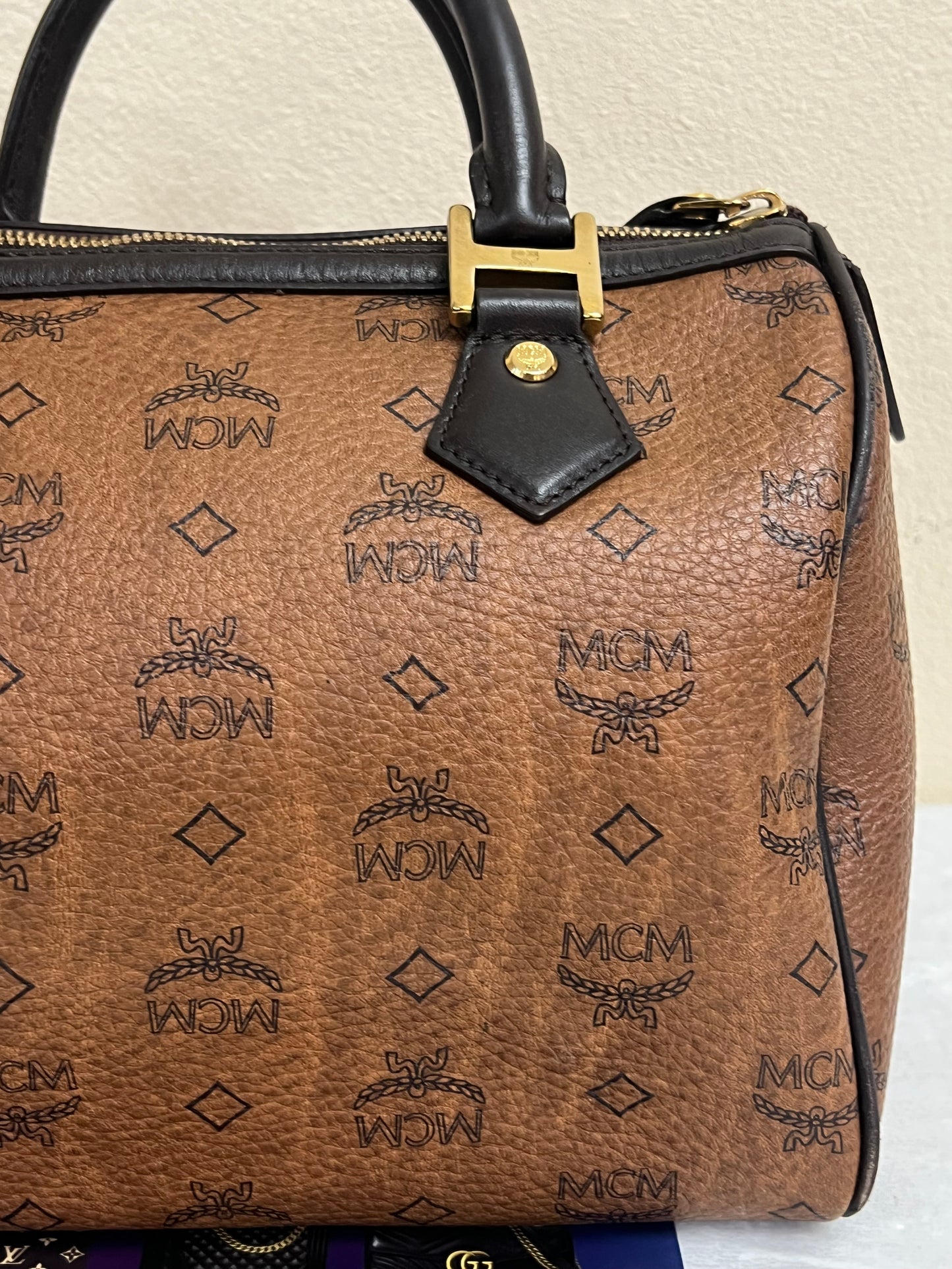 MCM BOSTON CHOCO 25 w/ BONE