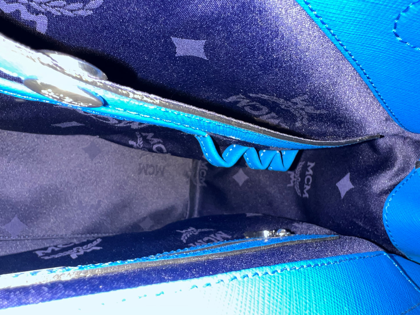 MCM SAFFIANO BLUE