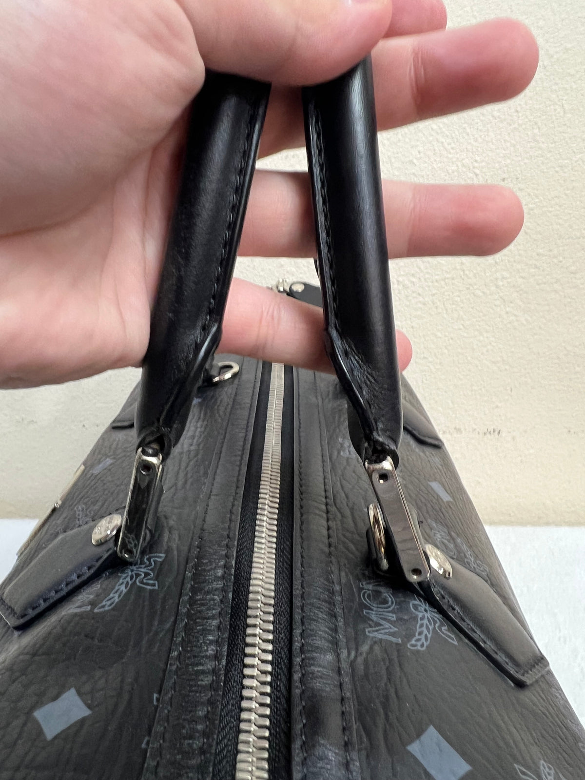 MCM DUFFLE 40 BLACK