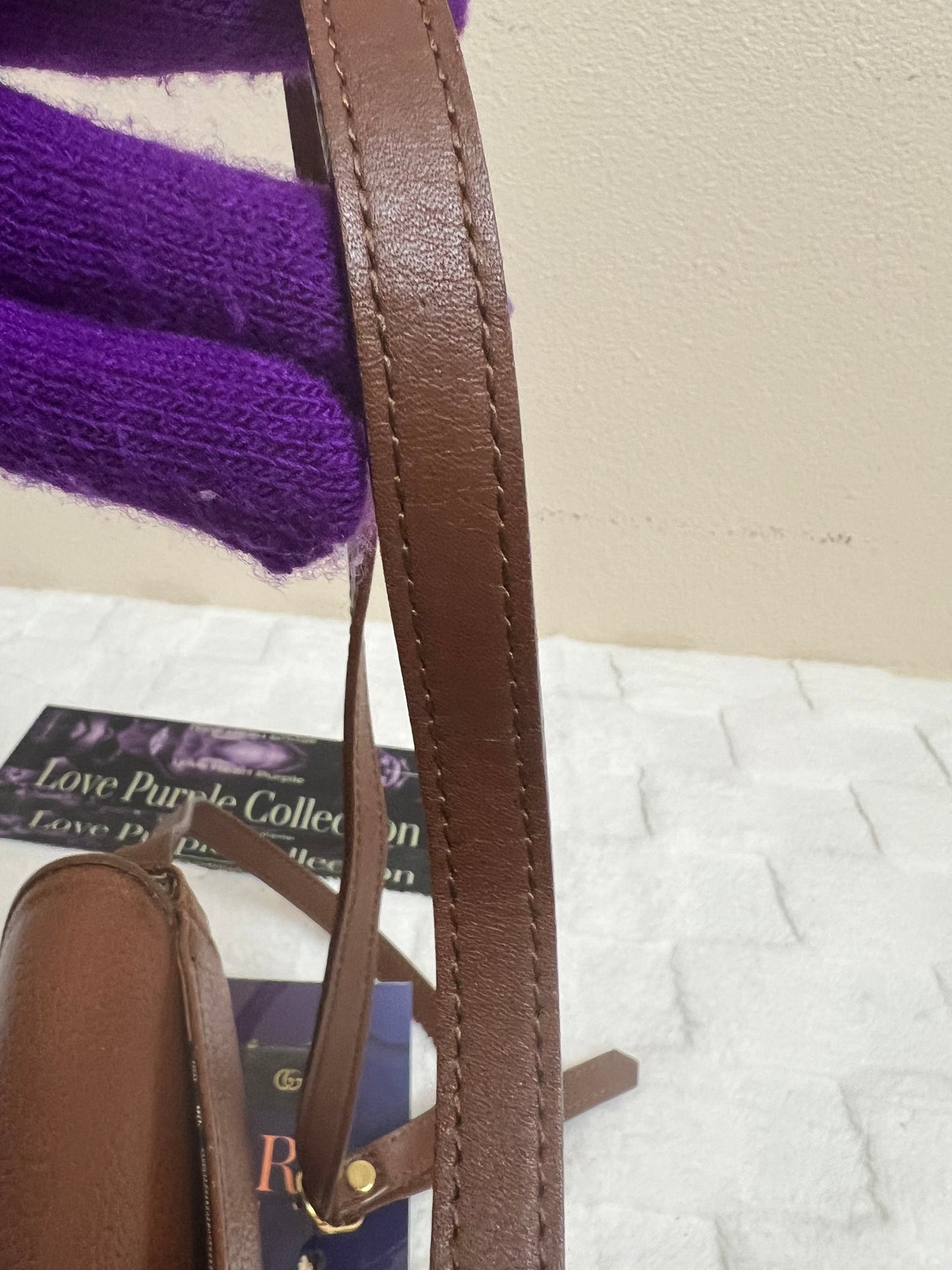 B _ B CROSSBODY BROWN