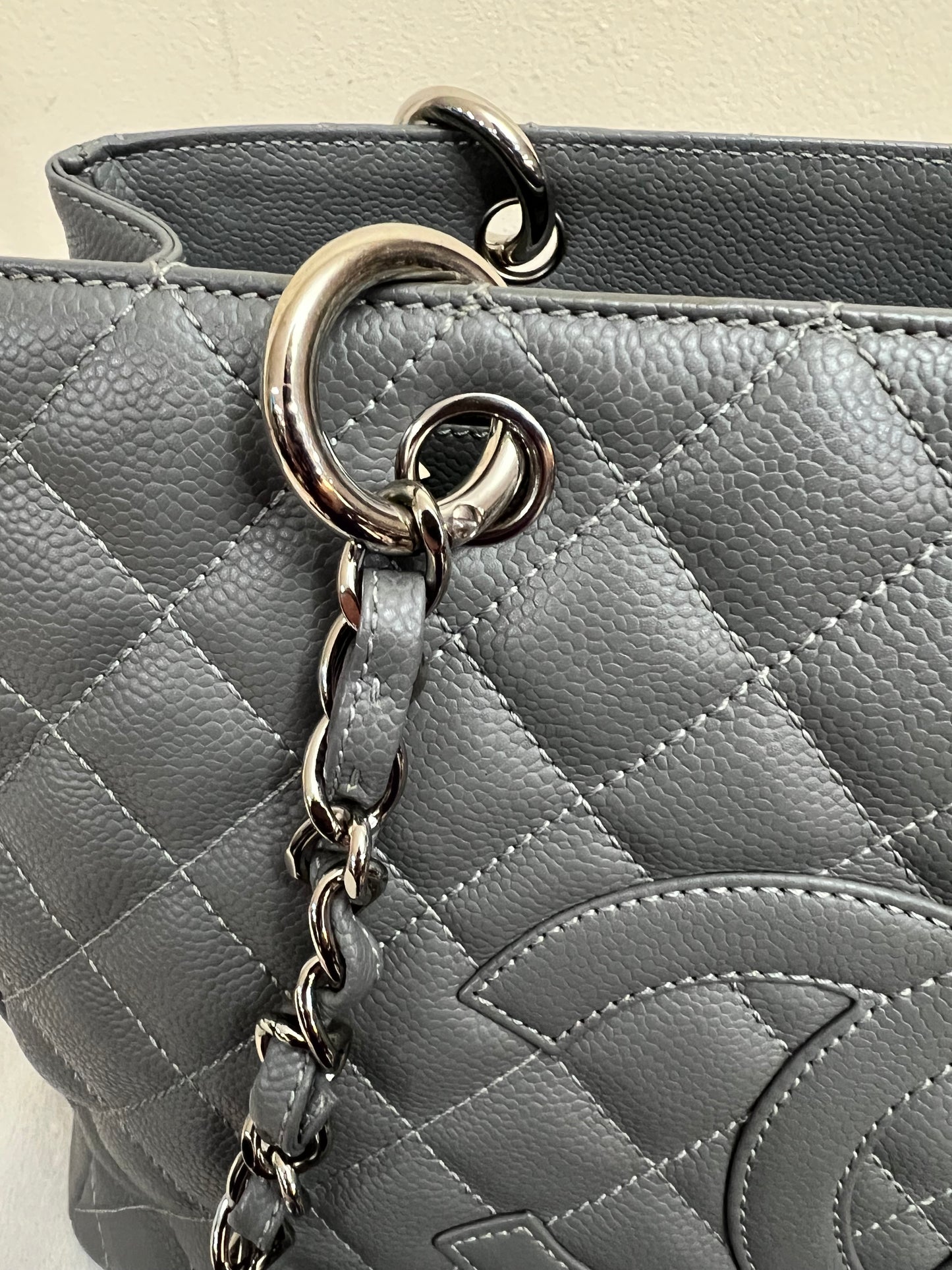 GST GRAY CAVIAR SHW
