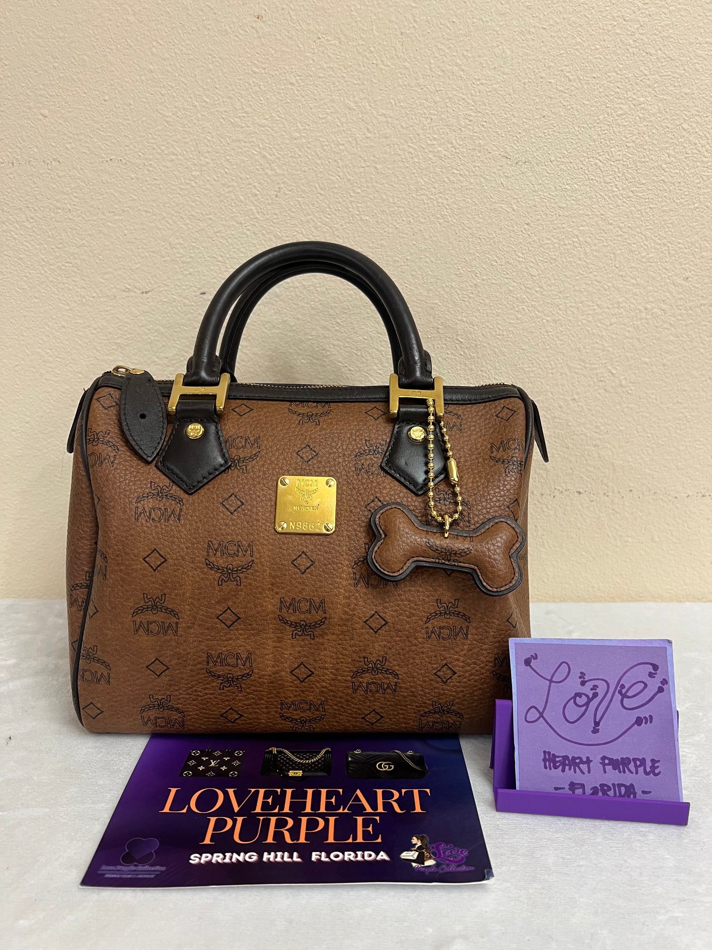 MCM BOSTON CHOCO 25 w/ BONE