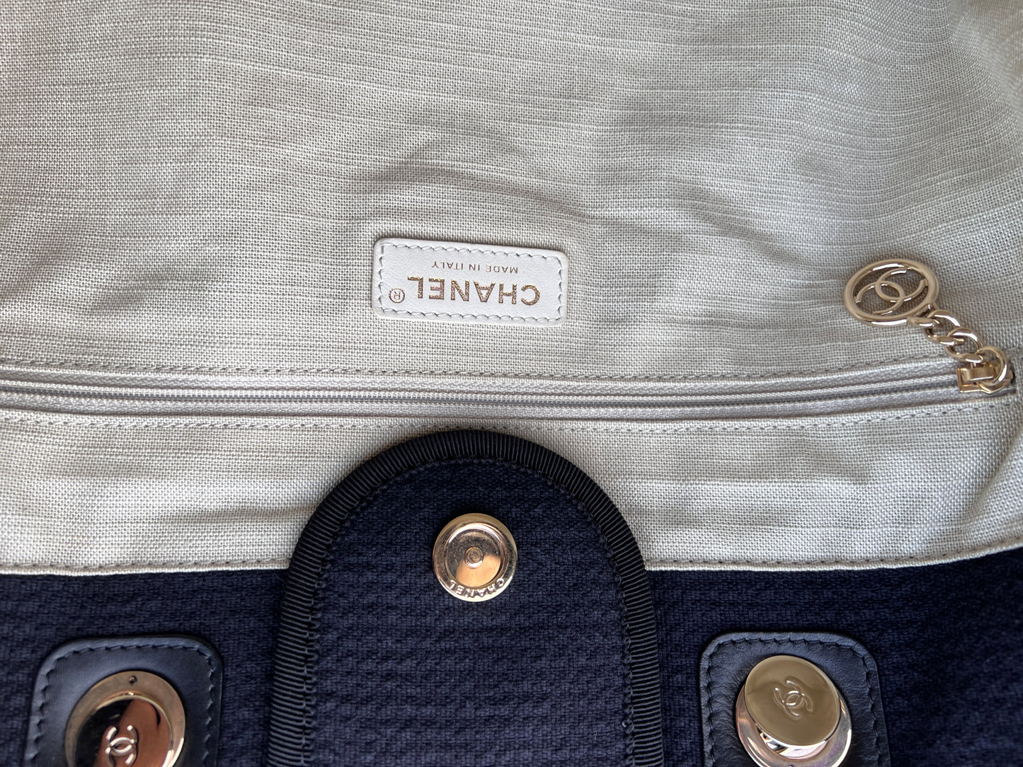 DEAUVILLE TOTE MEDIUM BLACK