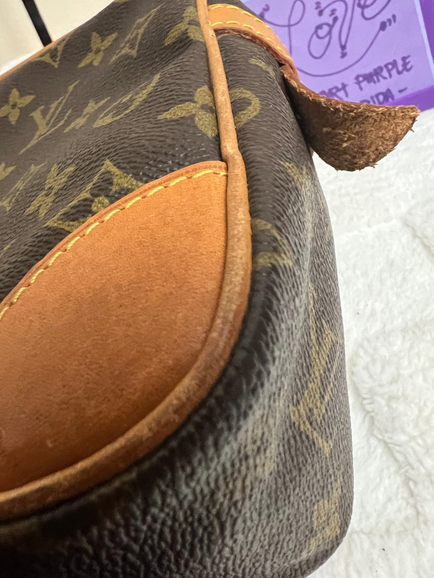 COMPIEGNE 28 CLUTCH