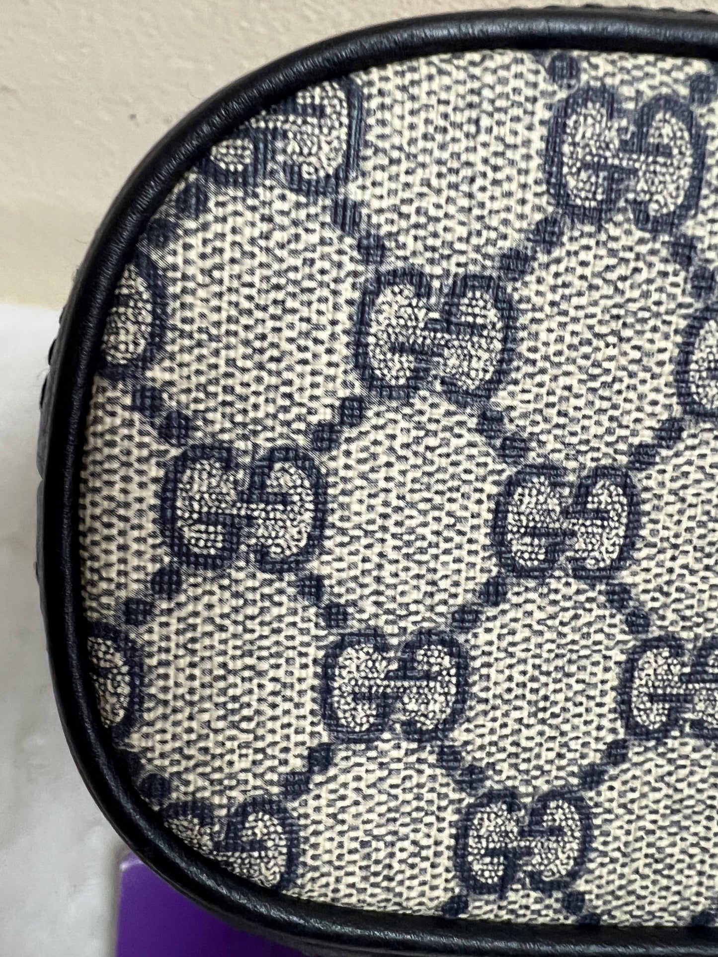 NAVY BUCKET