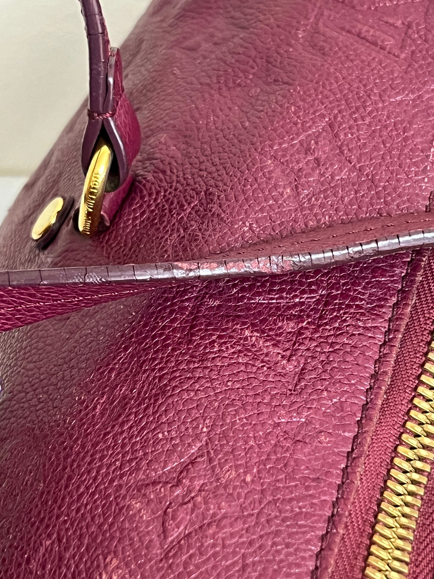 LUMINEUSE EMPRIENTE BURGUNDY