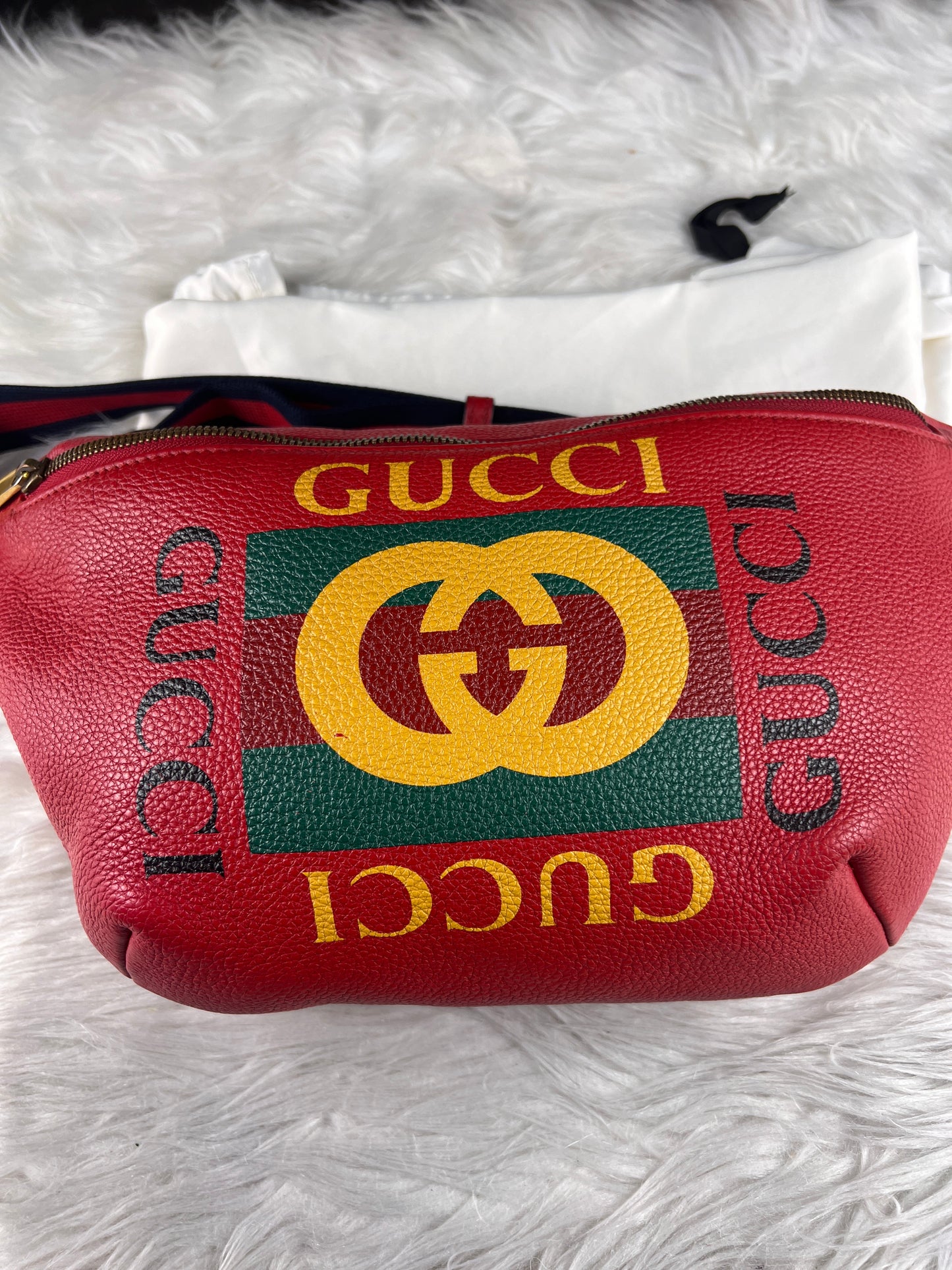 BELTBAG RED LARGE