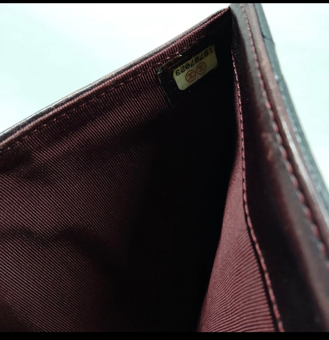 ZIPPY CAVIAR LONG WALLET SILVER GHW