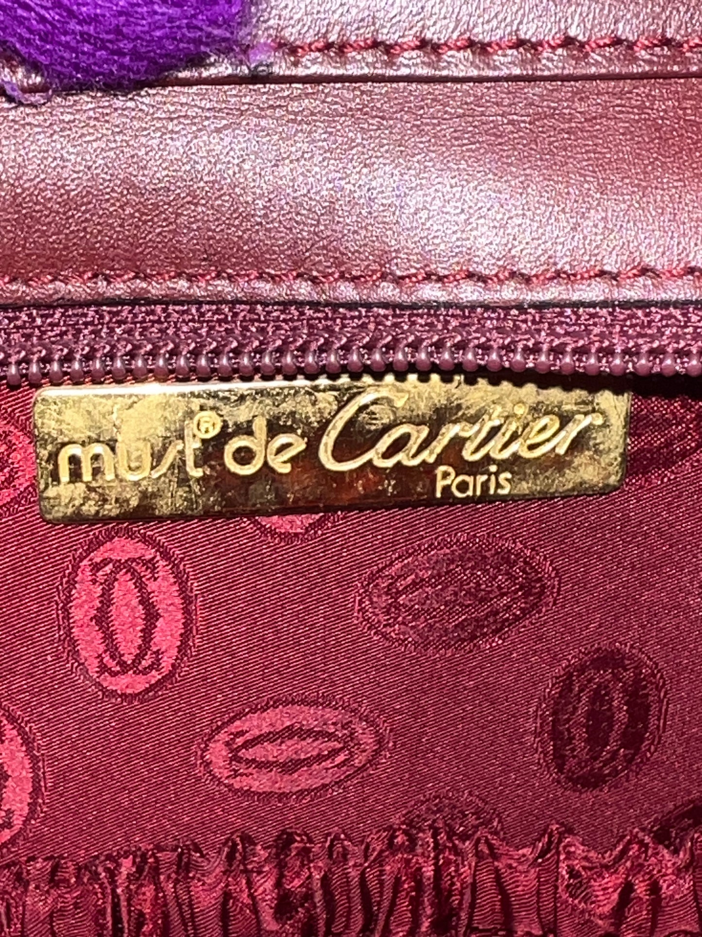 C_ A _ R _ T _ I _ E _ R CLUTCH MAROON