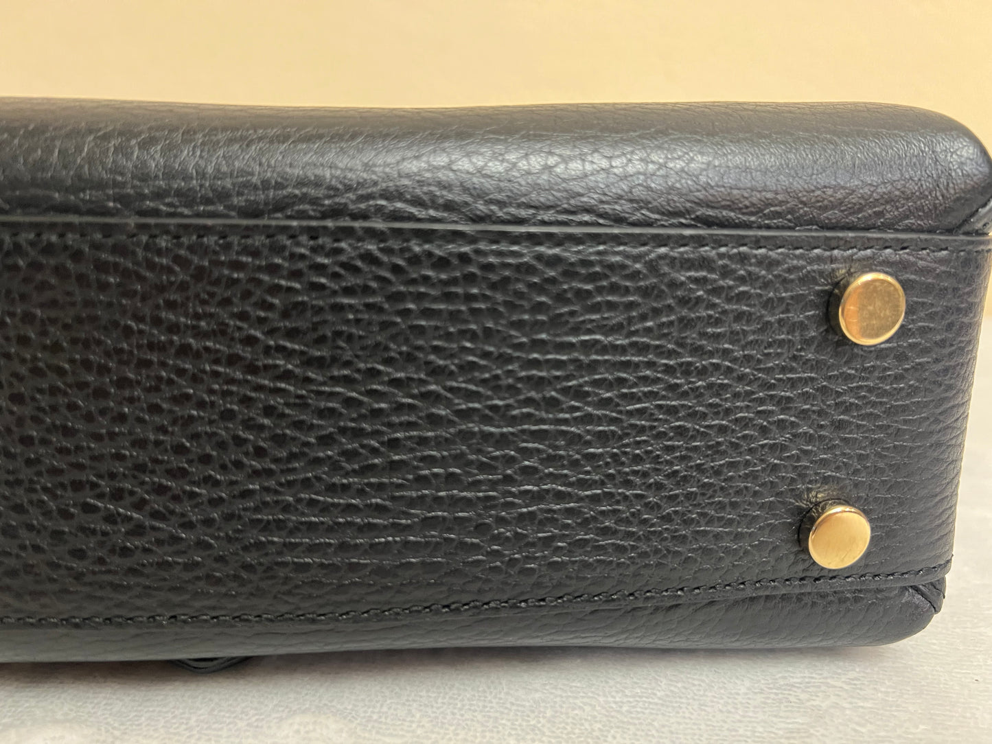 INTERLOCKING BLACK SHW 2