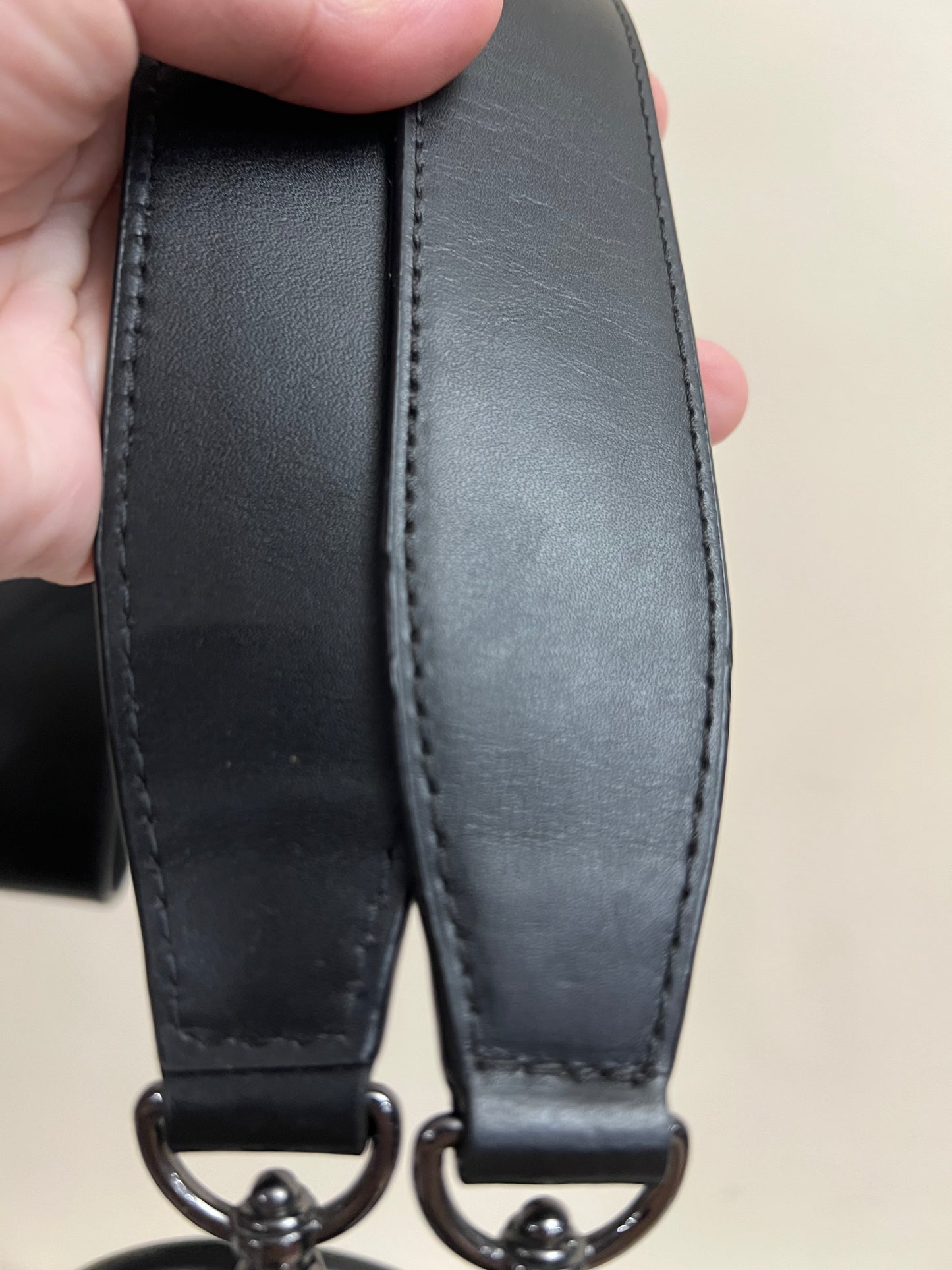 MCM PORFORATED TOTE BLACK