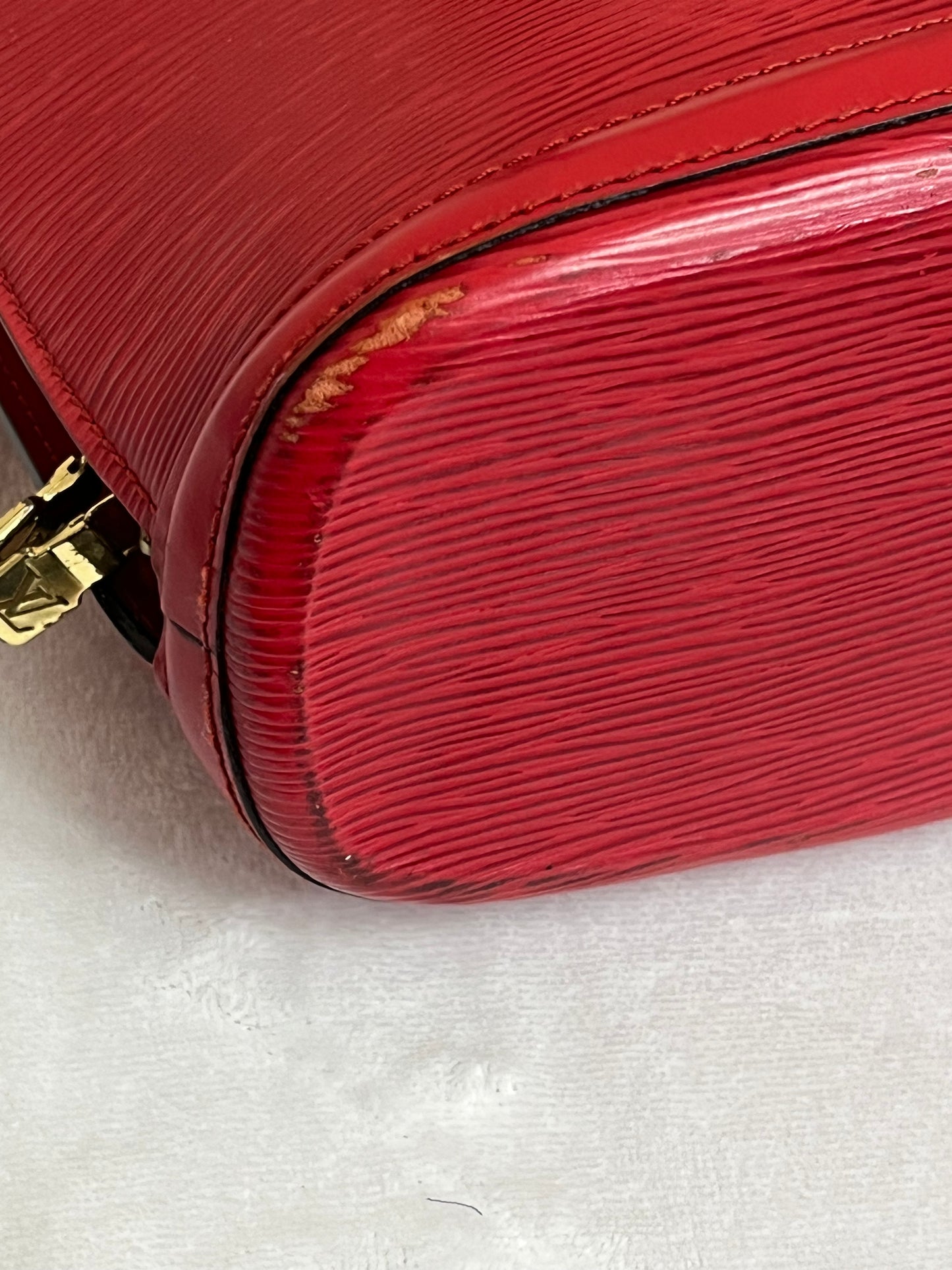 LUSSAC EPI RED