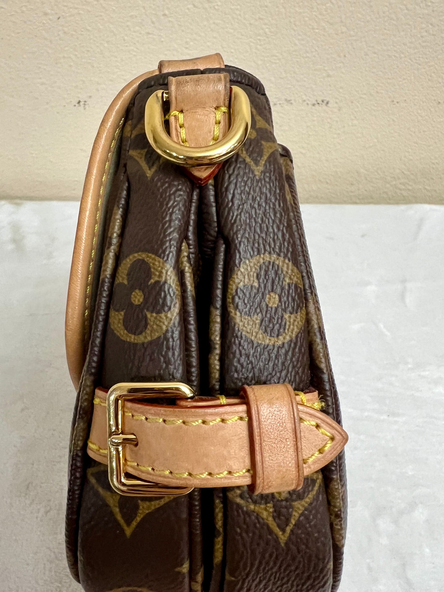 SAUMUR BB