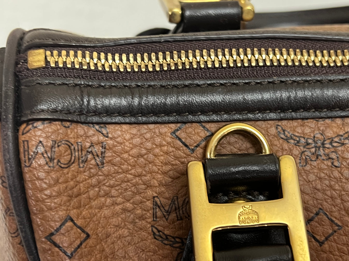 MCM BOSTON CHOCO 25 w/ BONE