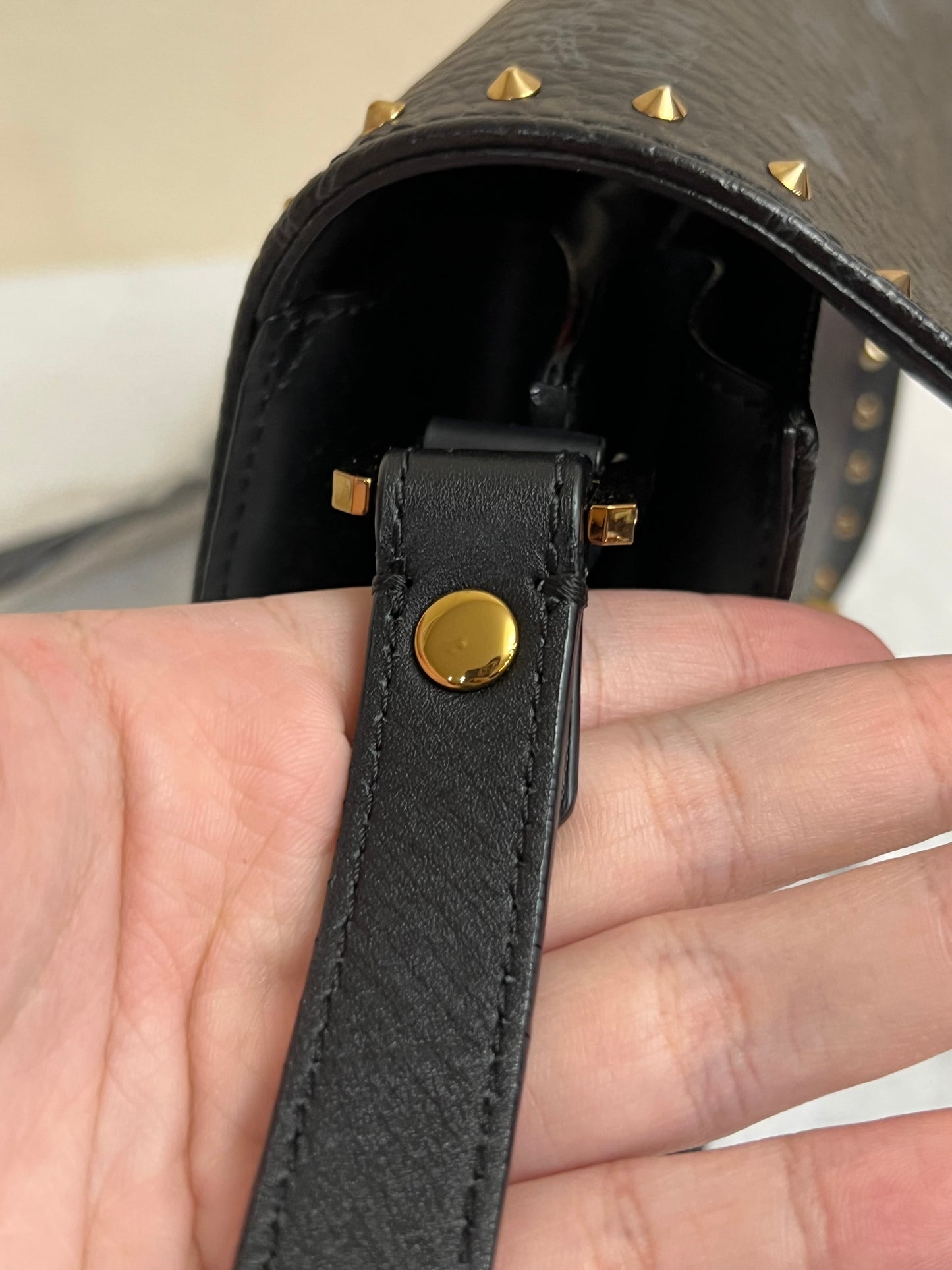 MCM PATRICIA STUDDED BLACK