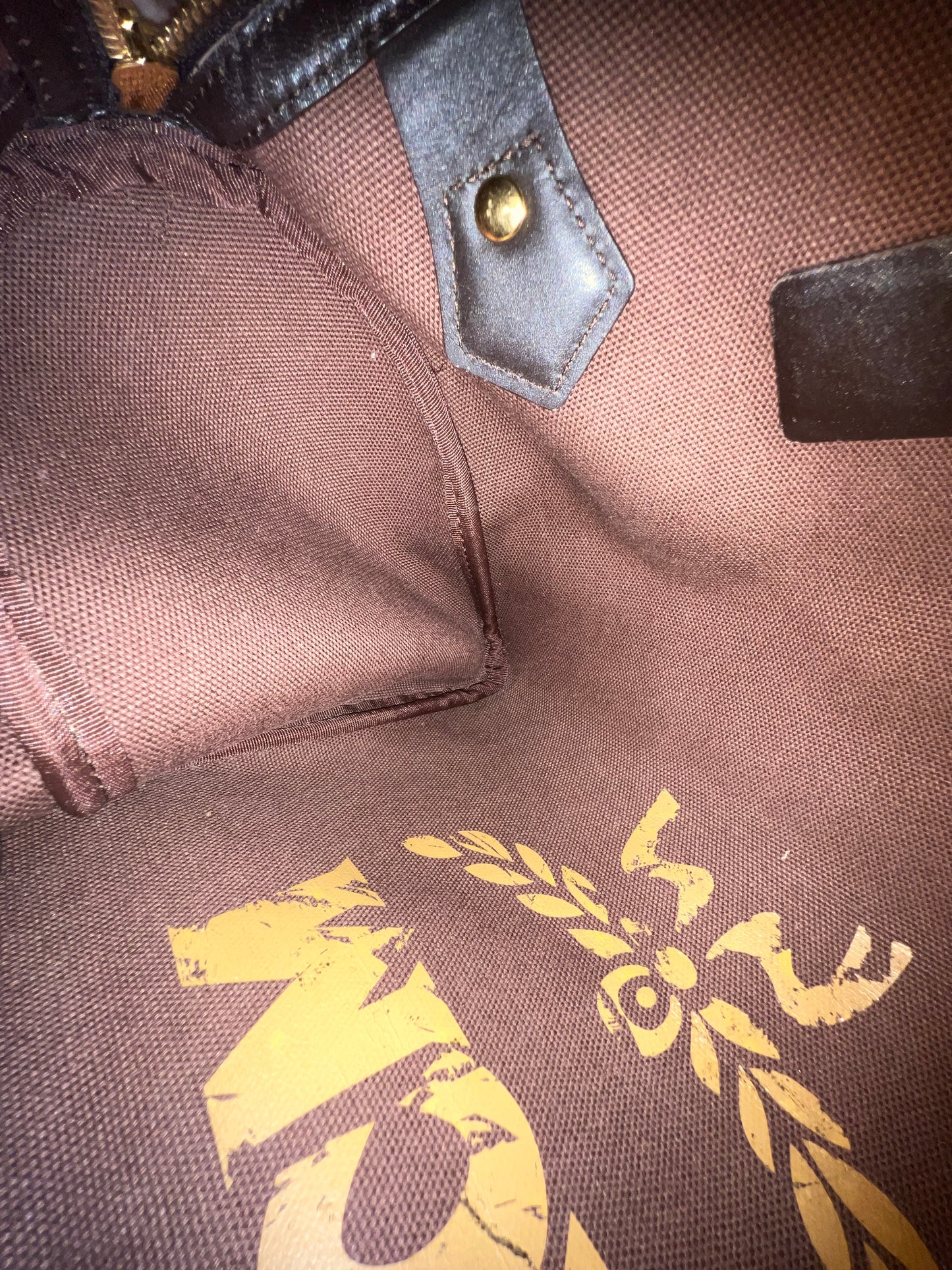 MCM BOSTON CHOCO 25 w/ BONE