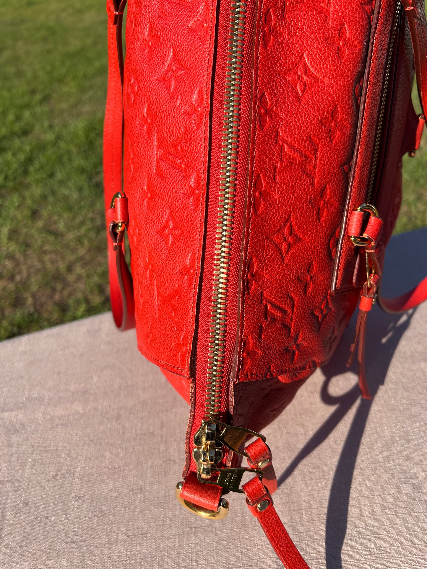 LUMINEUSE EMPRIENTE RED PM 