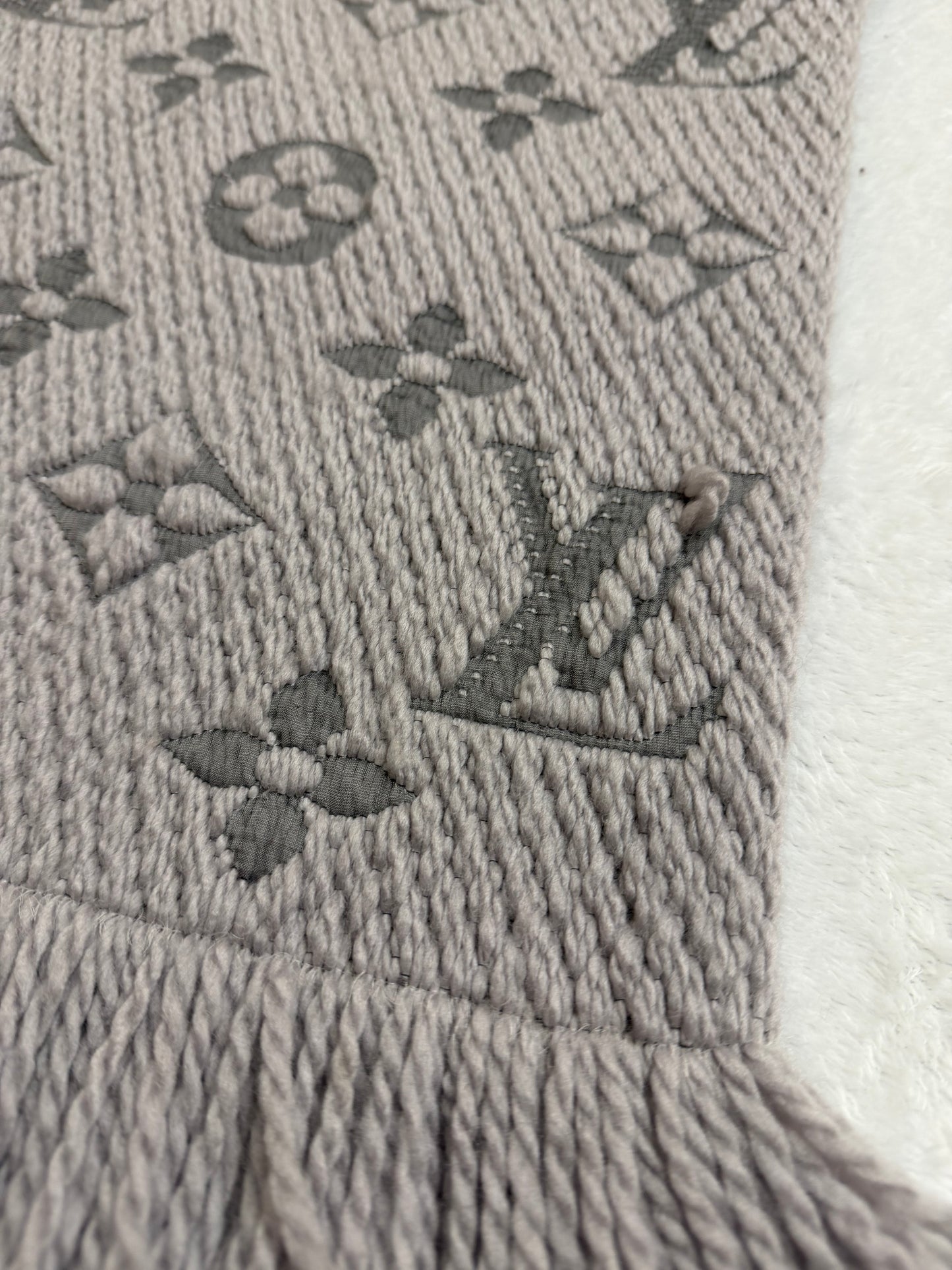 LOGOMANIA SCARF GRAYISH LILAC